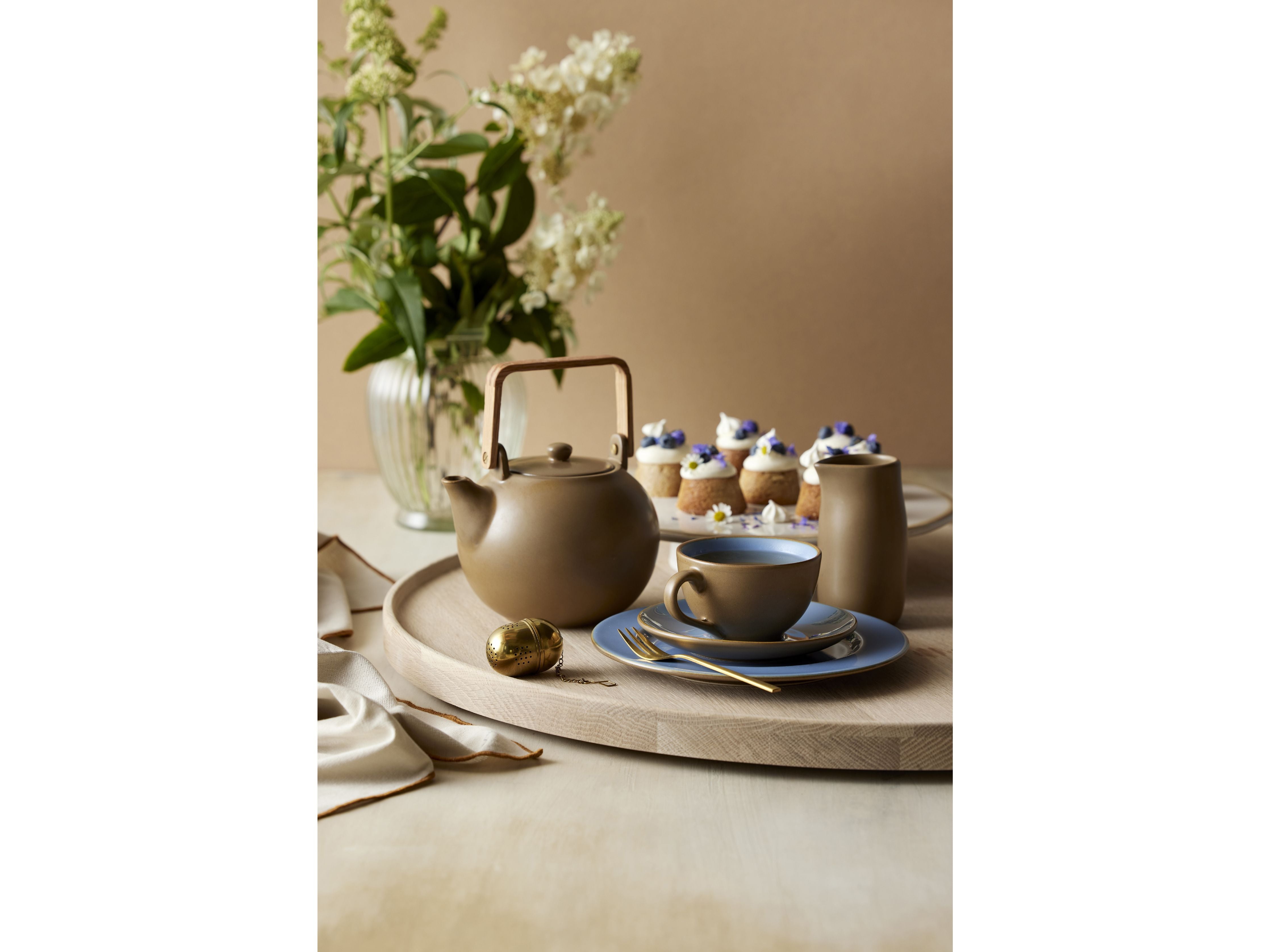 Bitz Teapot met thee -zeef 1,2 L, hout