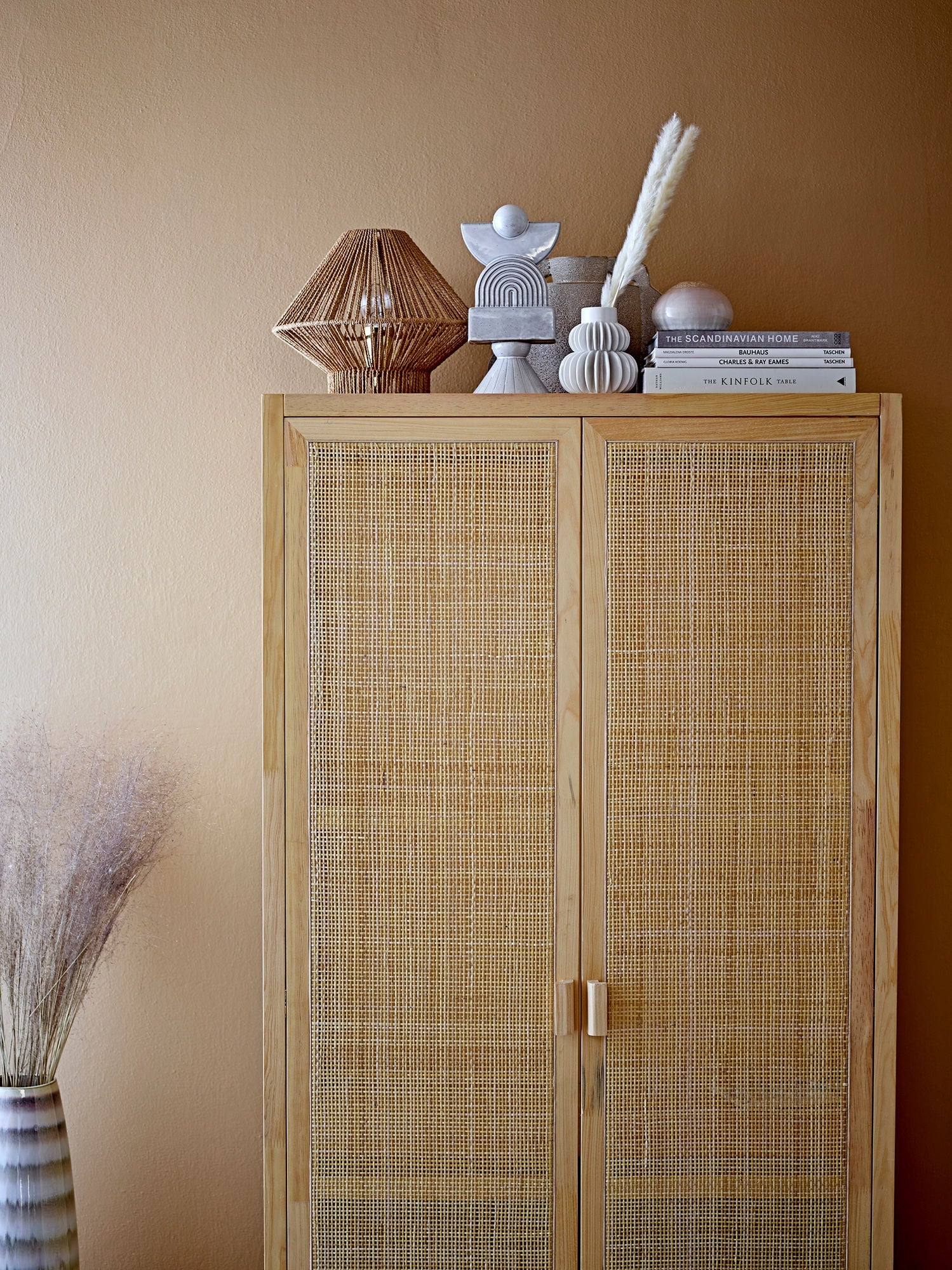 Gabinete de Mariana Bloomingville, Naturaleza, Madera Gmelina