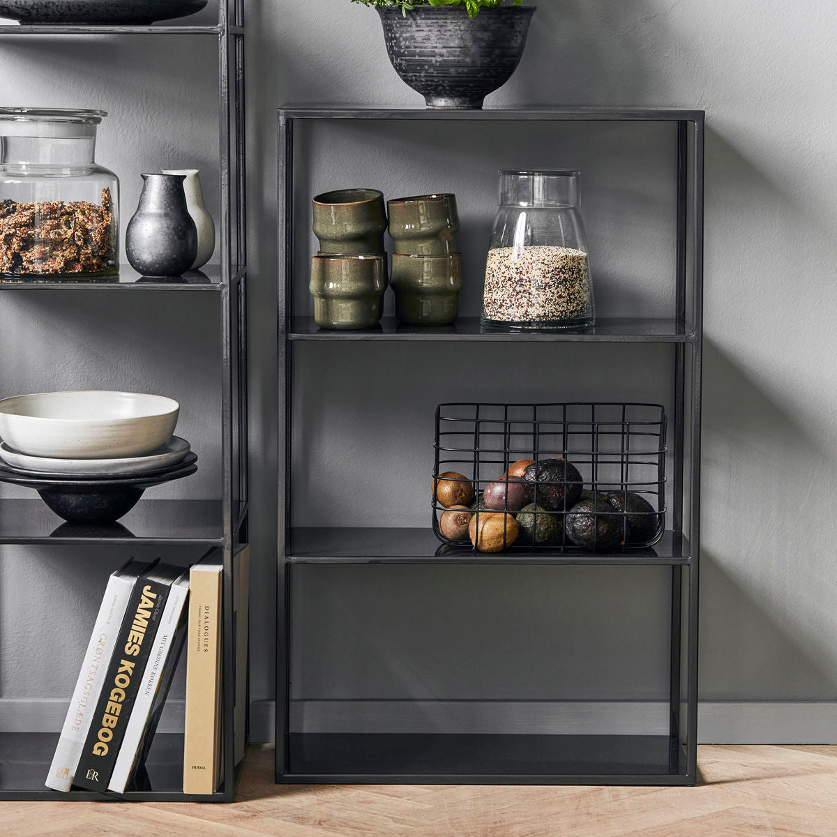 Maison Doctor Shelving Unit, HDModel B, noir