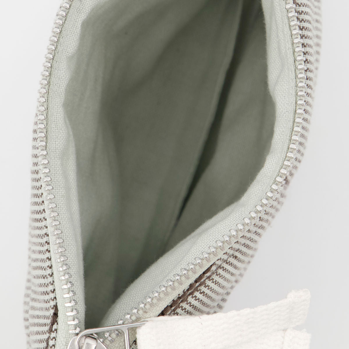 Meraki Makeup Pouch, Mkmentha, Light Grey/Army Green