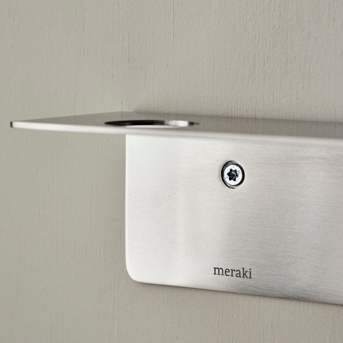 Meraki Flaschenhalter mit Haken, gebürstet Silber Finish