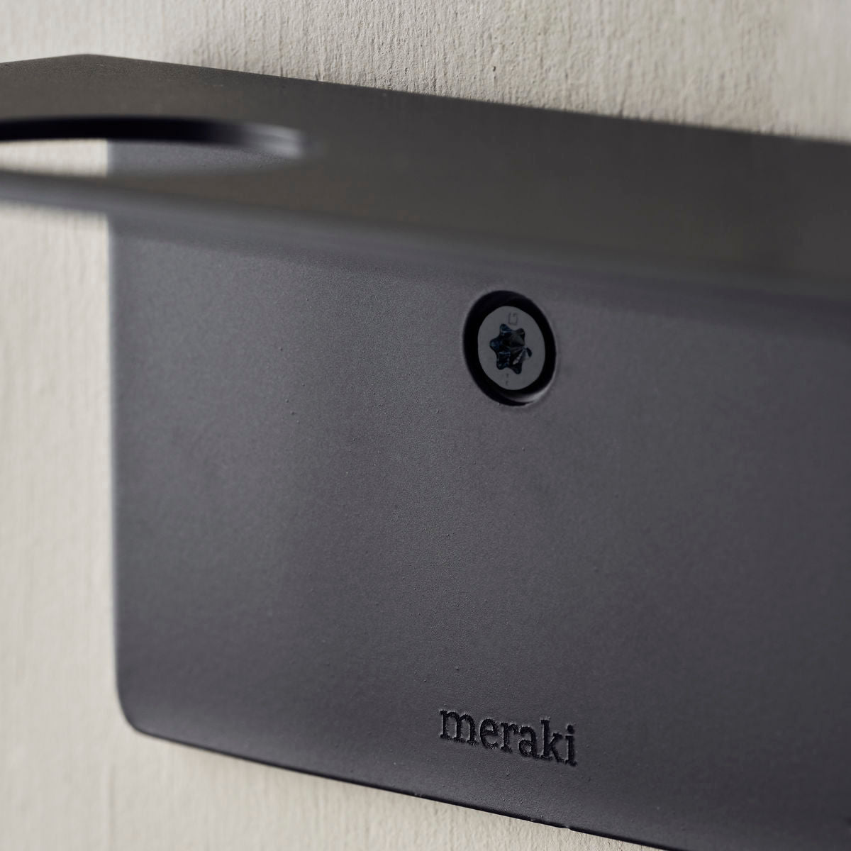 Meraki Flessenhanger met haken, geborsteld zwarte afwerking