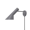 Louis Poulsen AJ Wall Lamp V3, grigio scuro