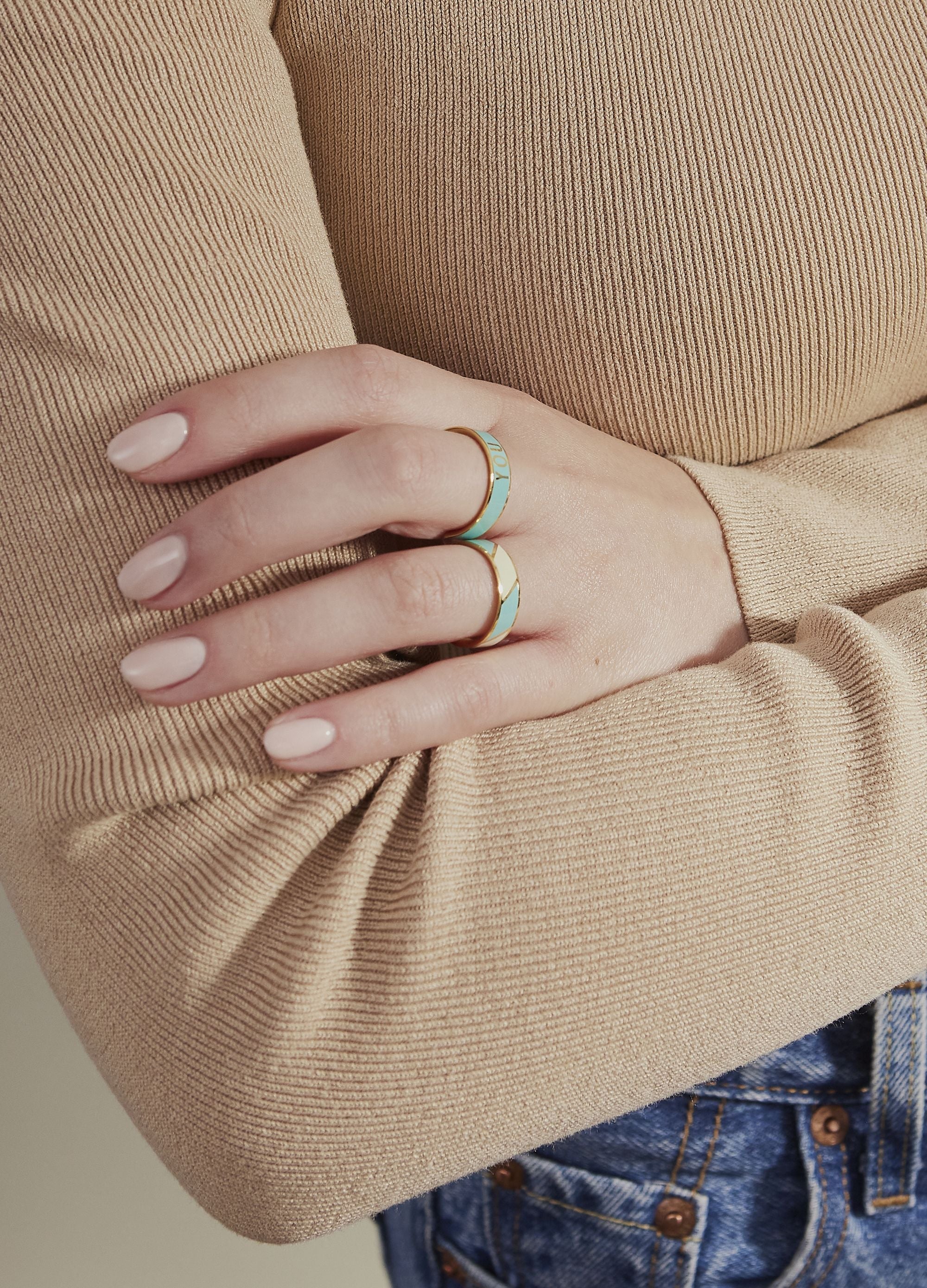 Design Letters Bague de bonbons rayée, turquoise / blanc