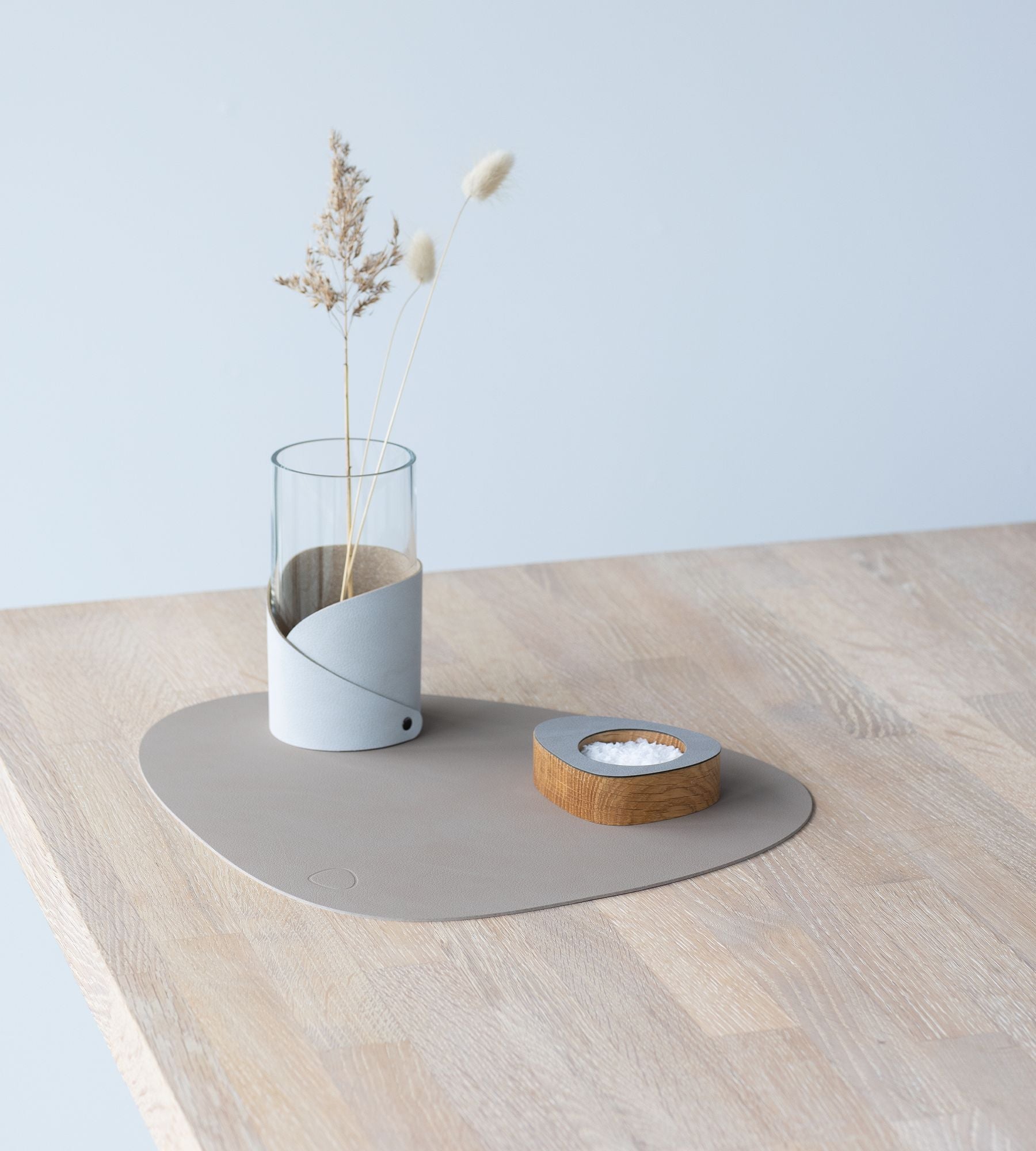Lind Dna Table At Curve M, Clay Brown