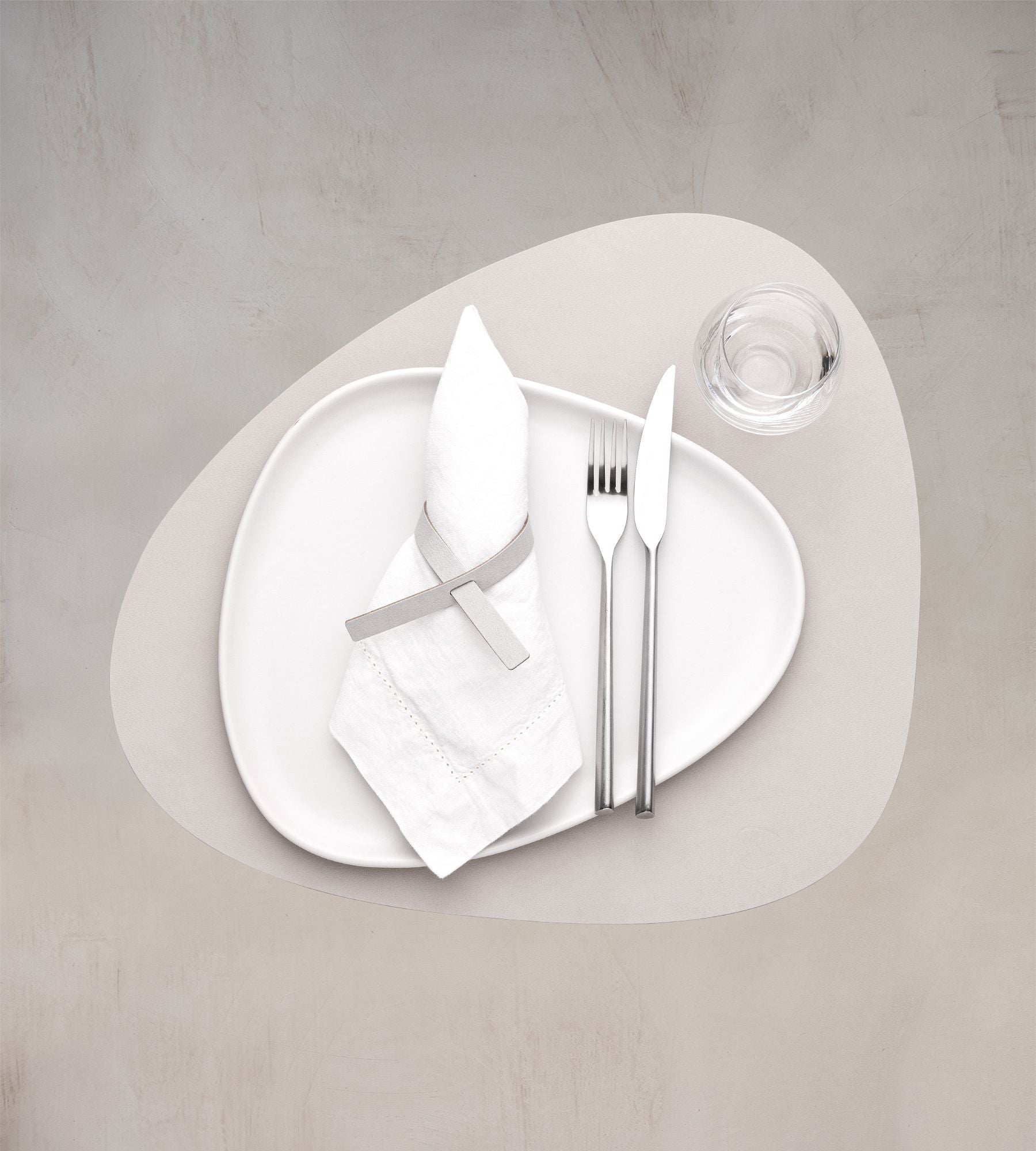 Lind ADN Table Mat Curve L, Oyster White