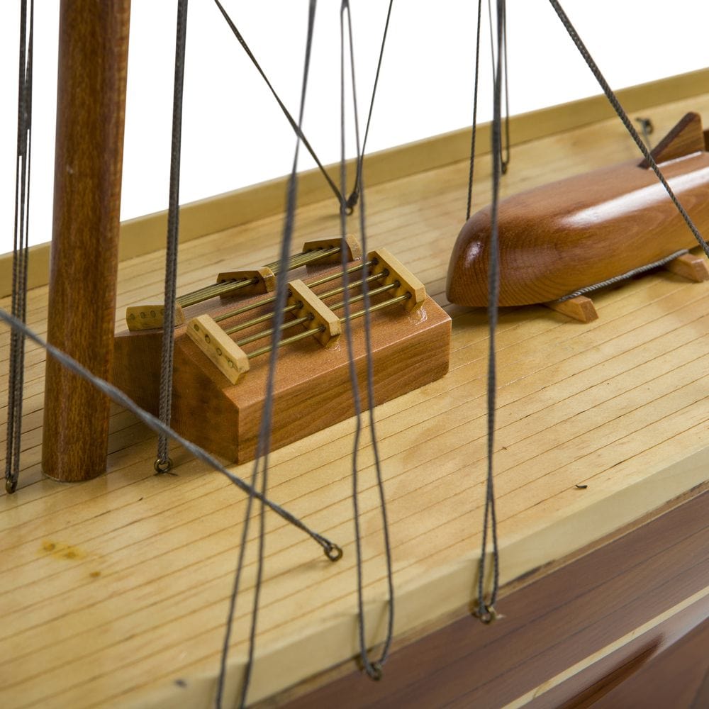 真实的型号三叶草游艇木帆船模型