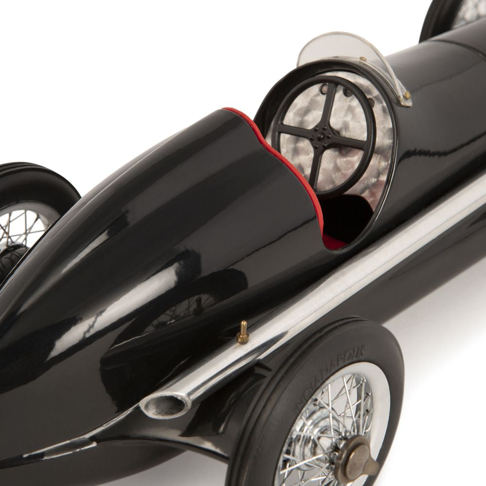 Autentiske modeller sølvpil racing bilmodell svart, rødt sete