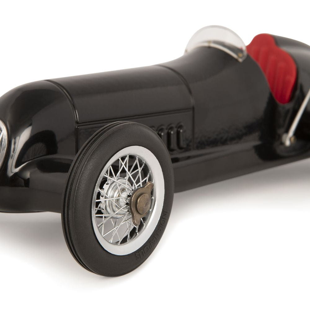 Autentiske modeller sølvpil racing bilmodell svart, rødt sete