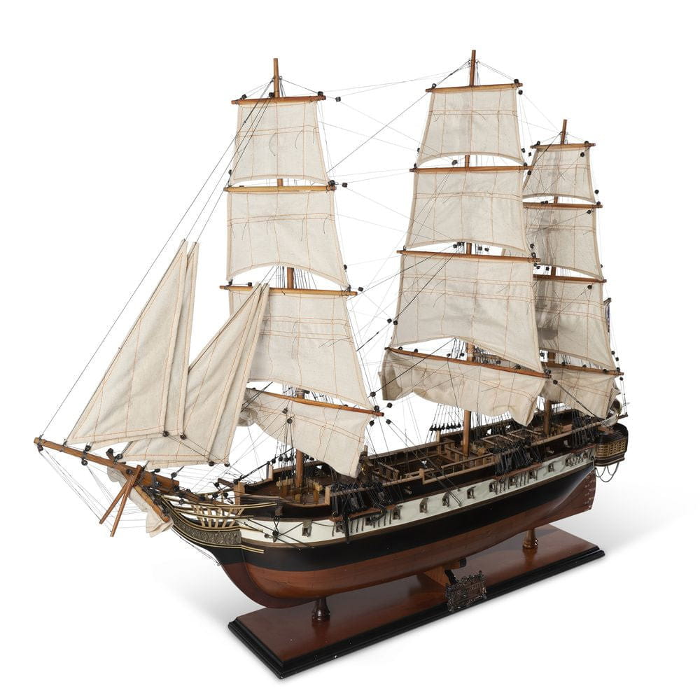 Modelos auténticos Modelo de barco de vela de USS Constellation