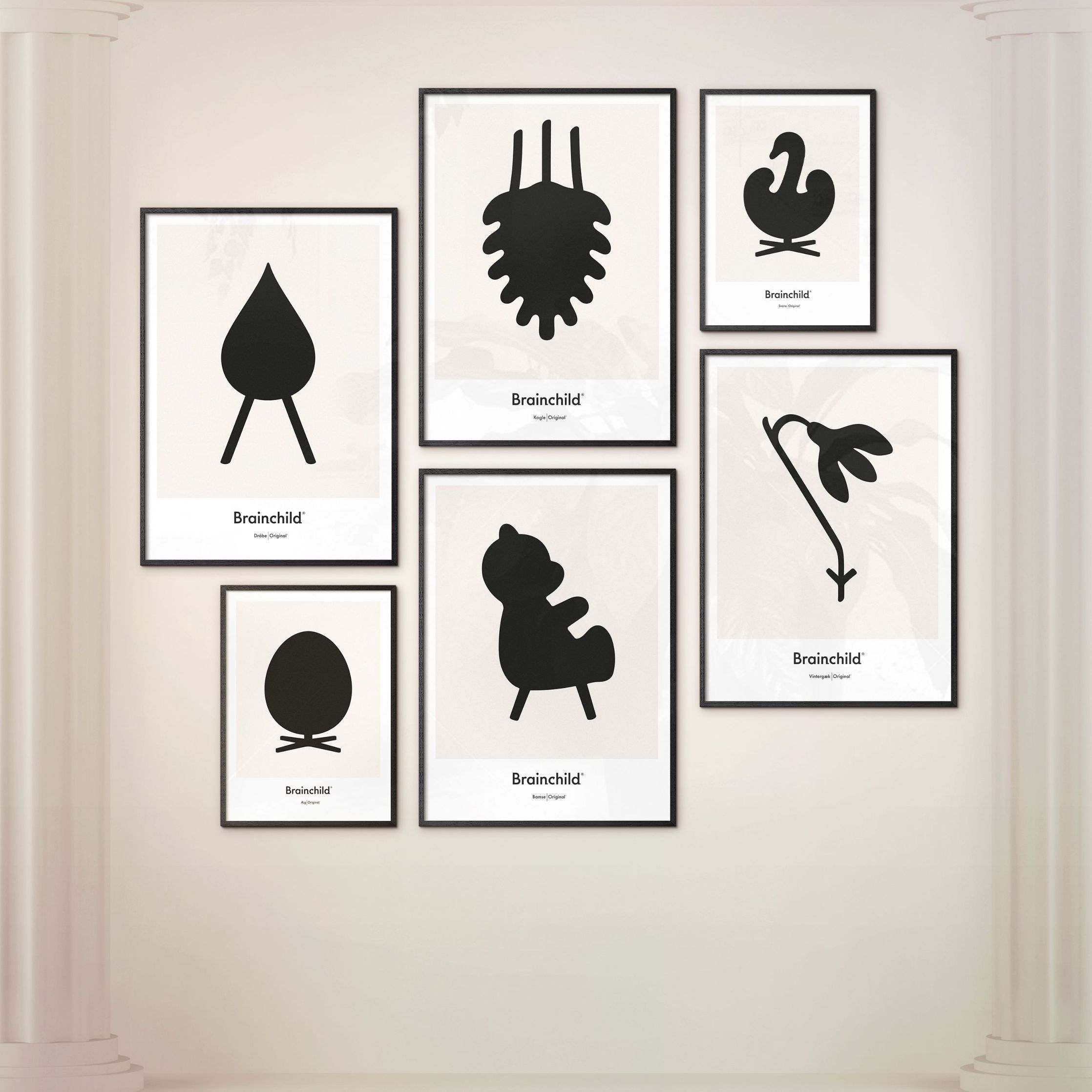 Poster icona del design del bucciano da gioco, cornice in legno laccato nero 70 x100 cm, grigio