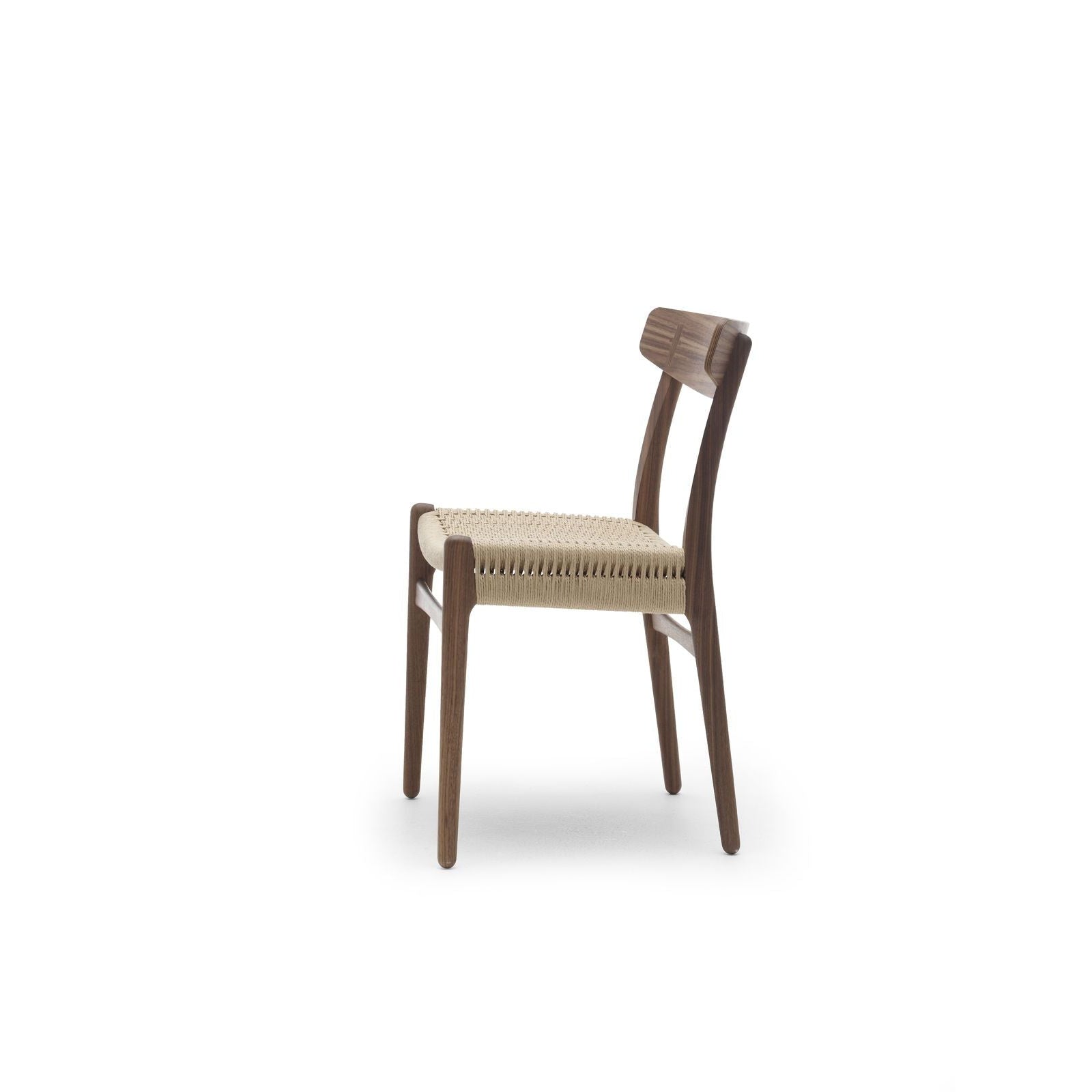 Carl Hansen CH23 -stol, oljad valnöt/naturlig sladd/valnötstöd