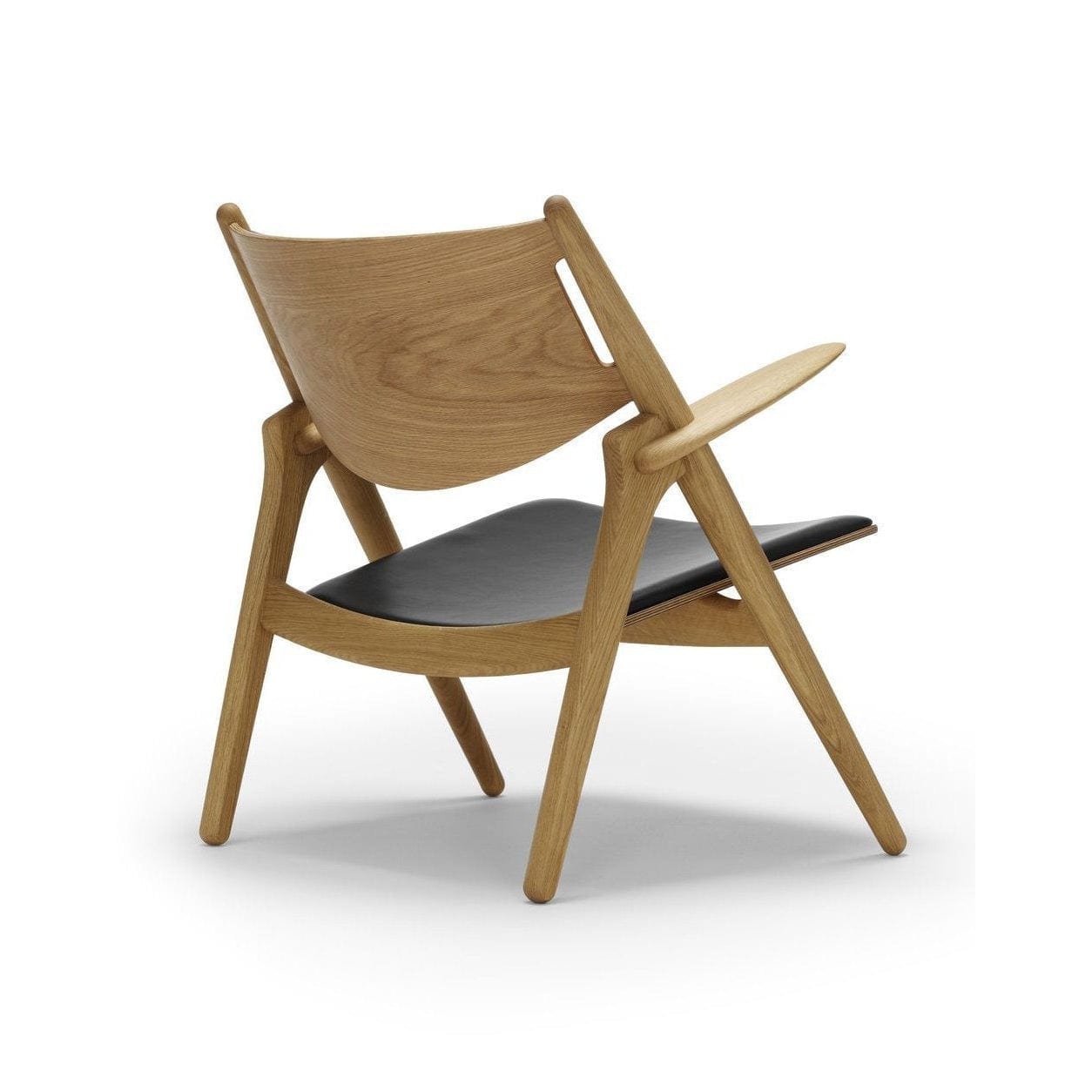 Carl Hansen CH28 P -Sessel, geölte Eiche/schwarzes Leder