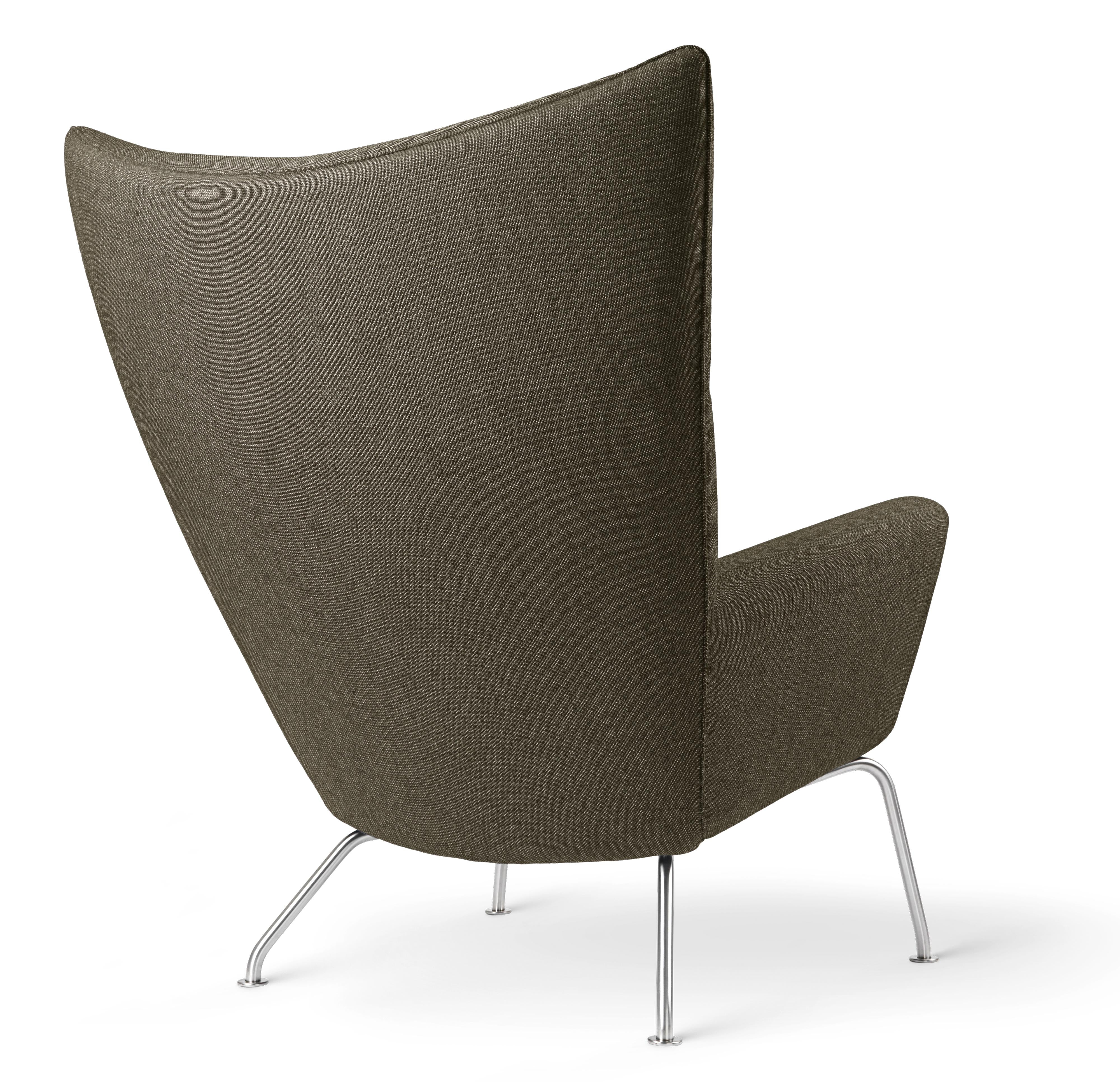 Carl Hansen CH445 vængstóll, stál/ástríða 1101