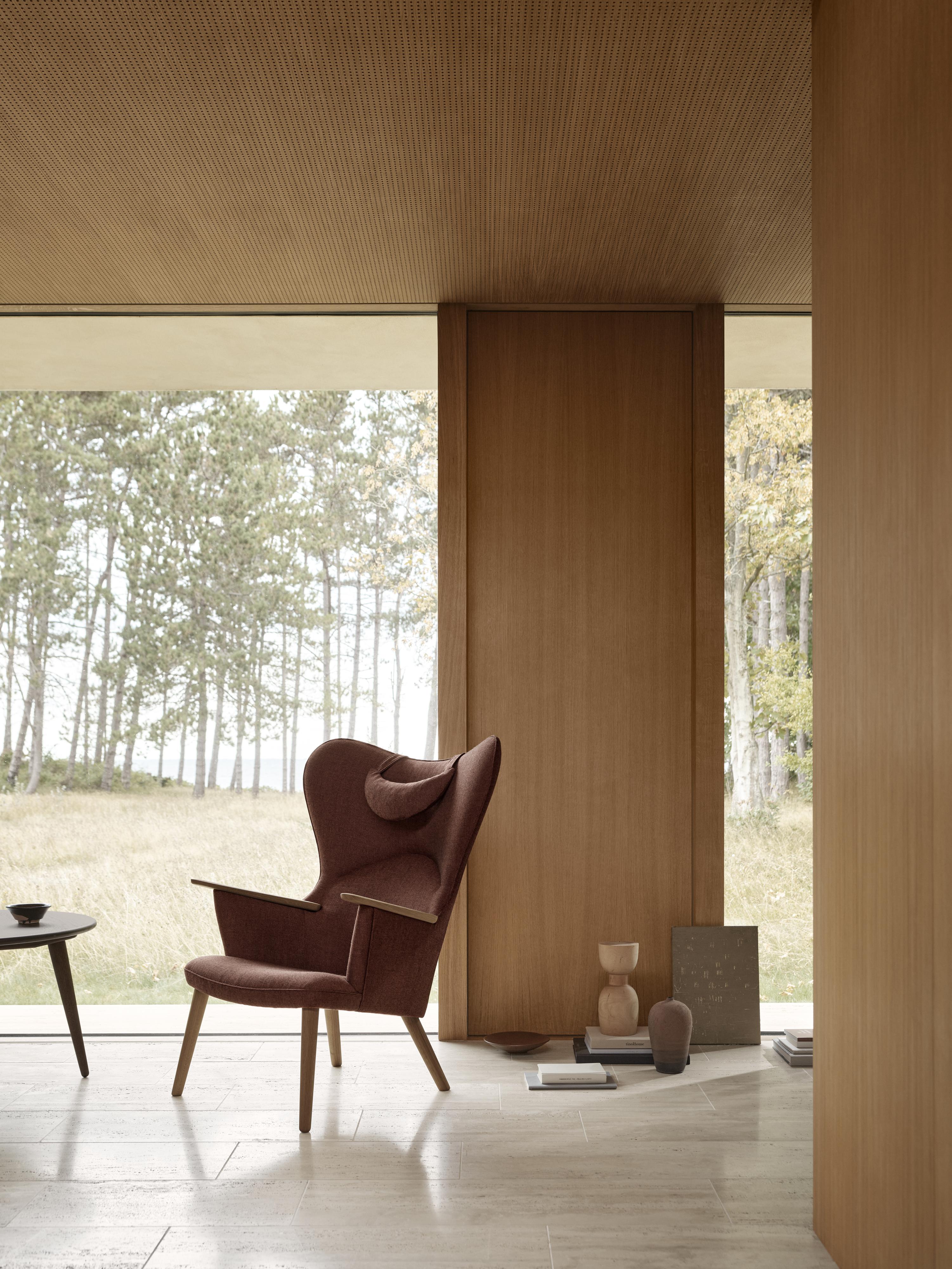 Carl Hansen Ch78 Mama Bear Lounge Chair, Eiche geölt/Passion 7101