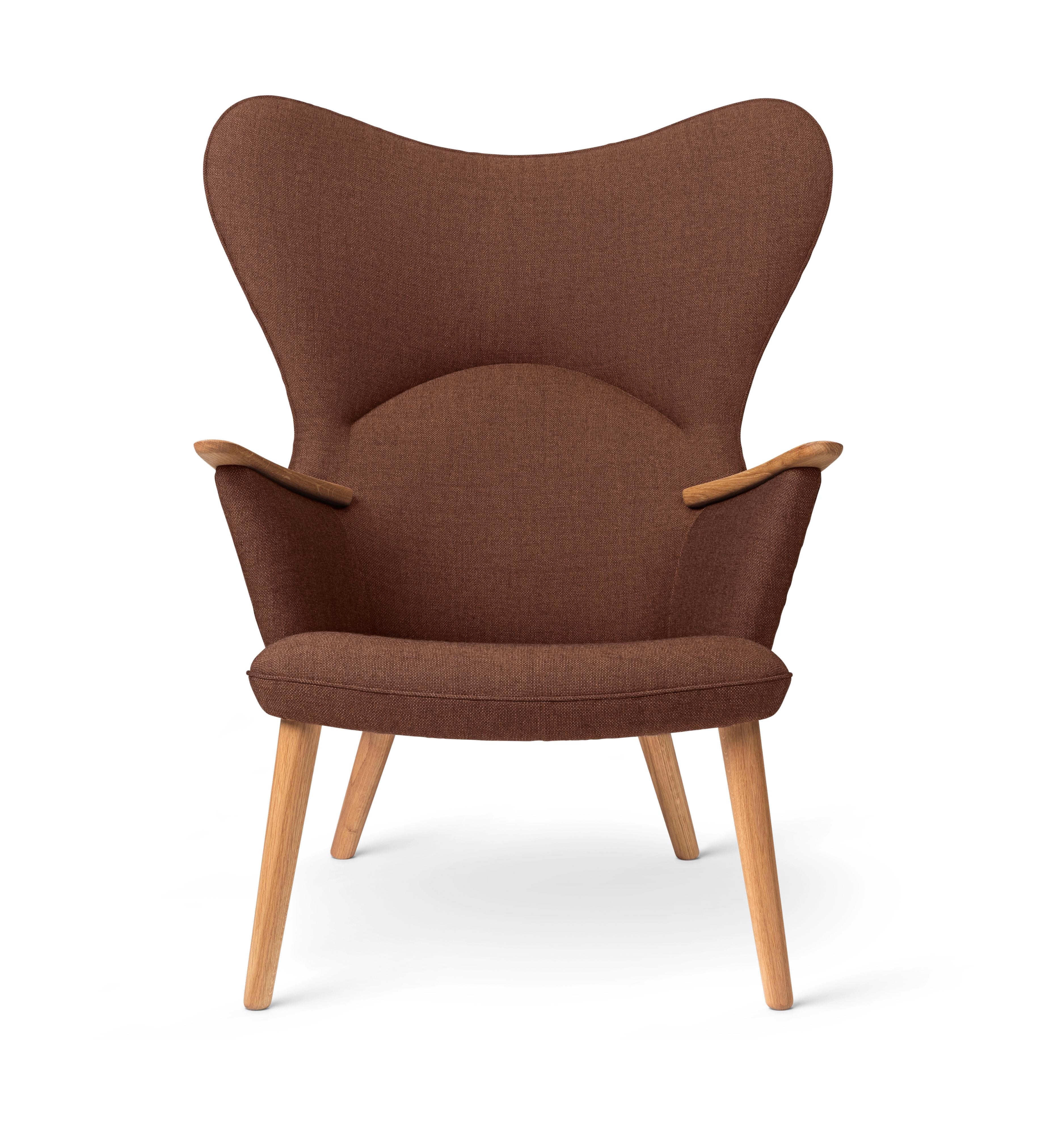 Carl Hansen CH78 Silla de salón Mama Bear, roble engrasado/Pasión 7101