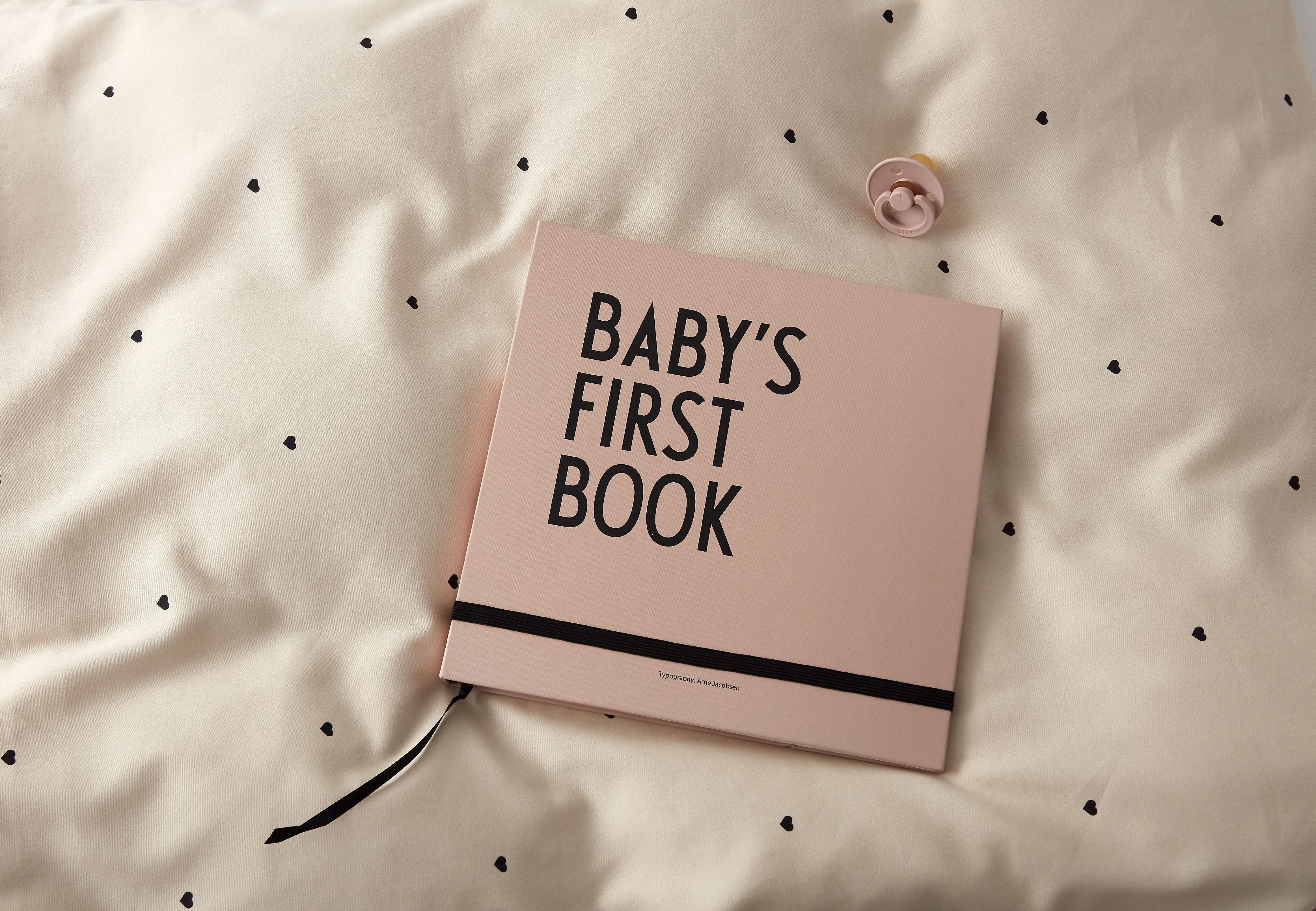 Design Letters Babys erstes Buch, nackt