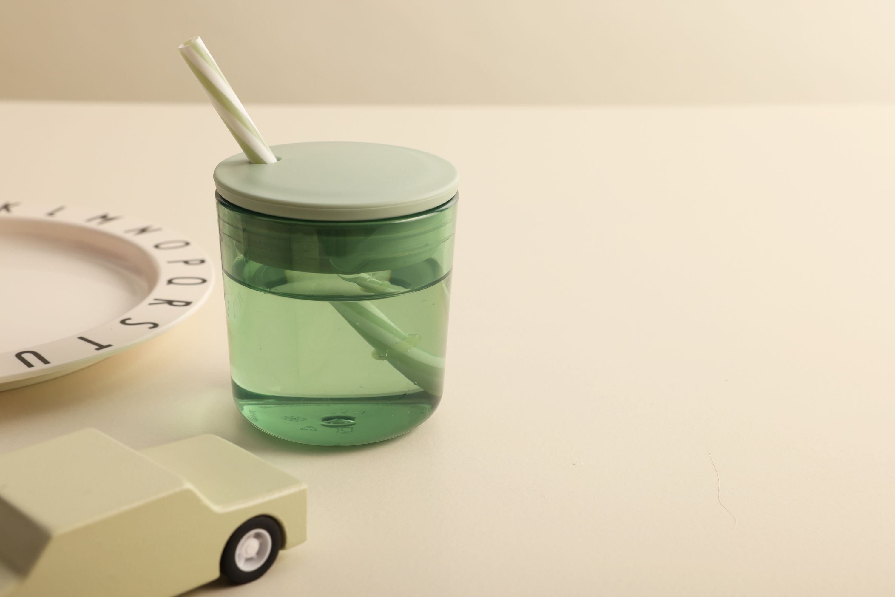 Design Letters Ensemble de verre à boisson écologique coloré pour enfants de 2, vert