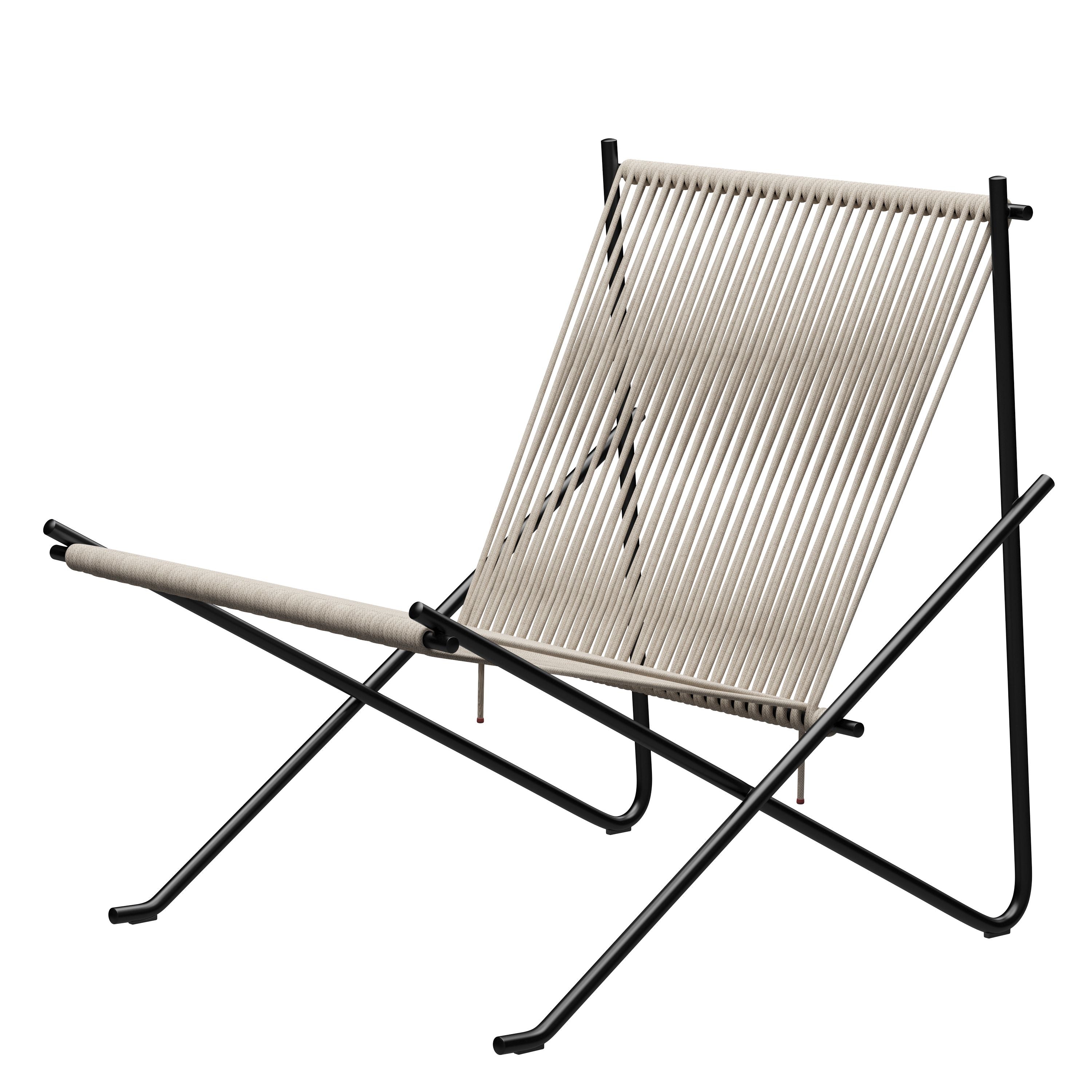 Fritz Hansen PK4 Longe stoel Vlag Hayard, Natural/Black Steel