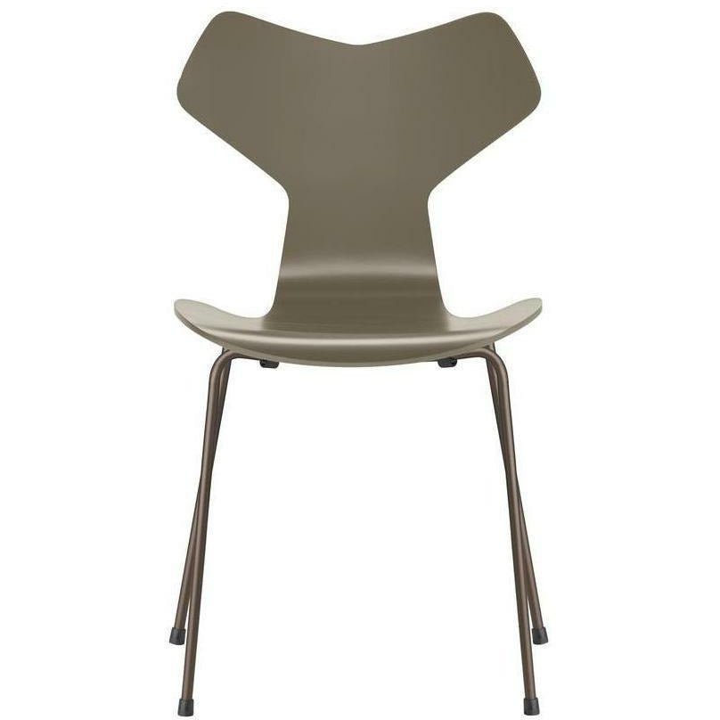 Fritz Hansen Grand Prix silla lacada con cáscara verde de oliva, base de bronce marrón