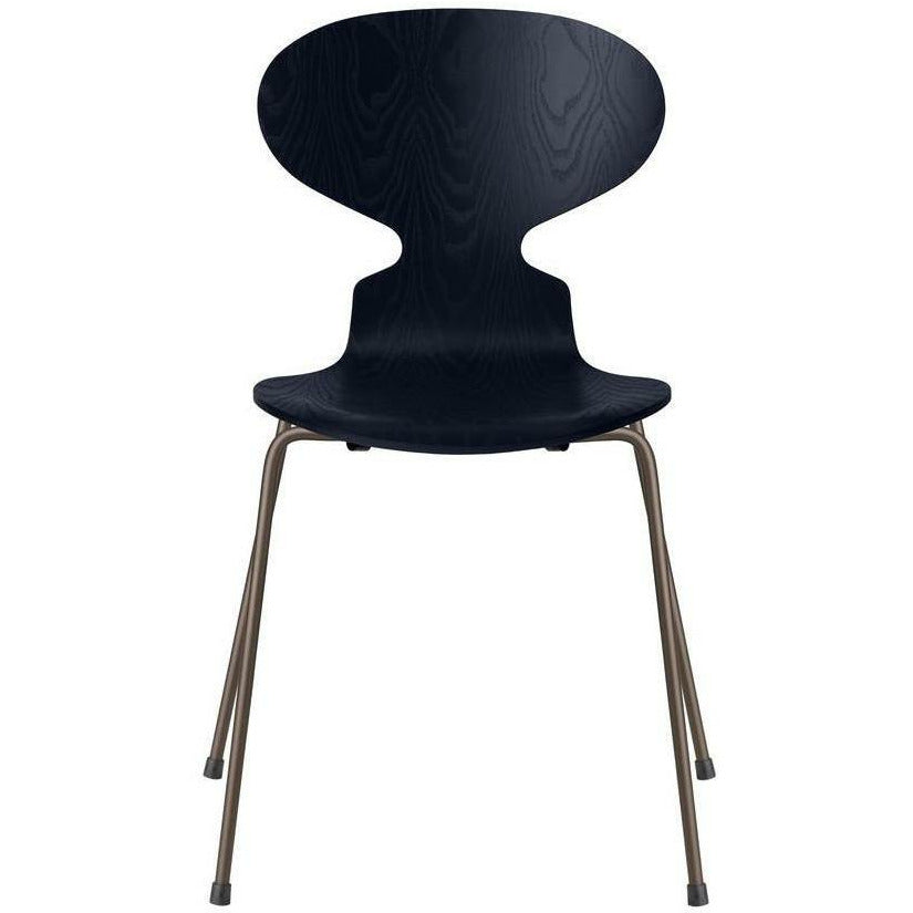 Fritz Hansen silla hormiga teñida ceniza de medianoche tazón azul, base de bronce marrón