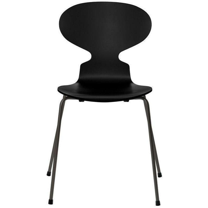 Fritz Hansen Ant Chair lakkert svart skall, varm grafittbase
