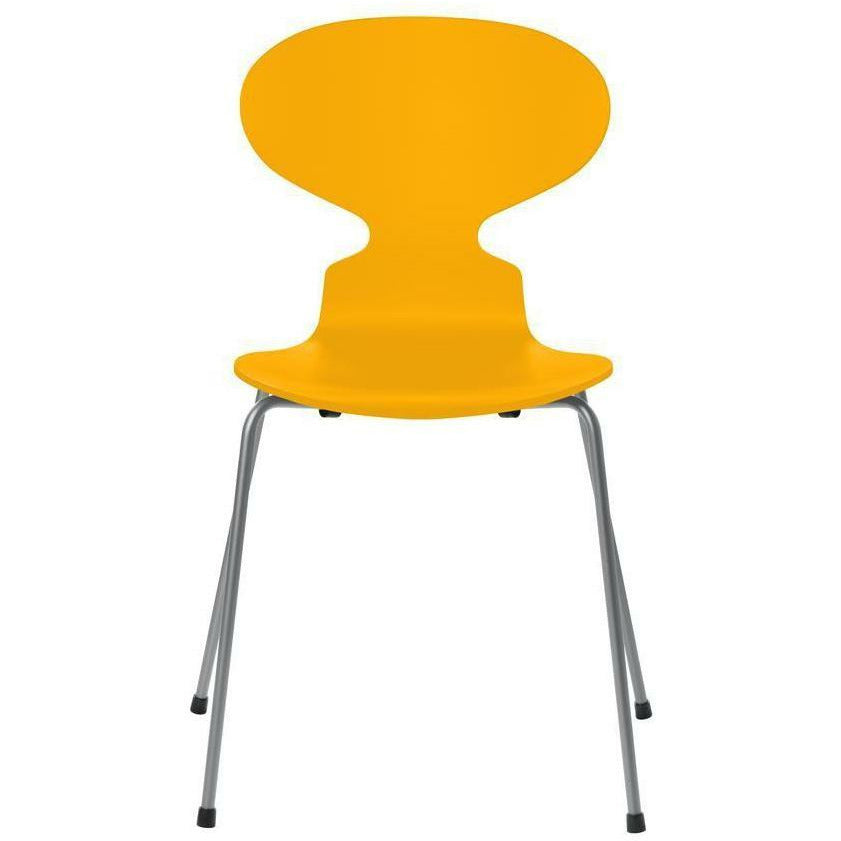 Fritz Hansen Ant -stoel gelakte echte gele schaal, zilvergrijze basis
