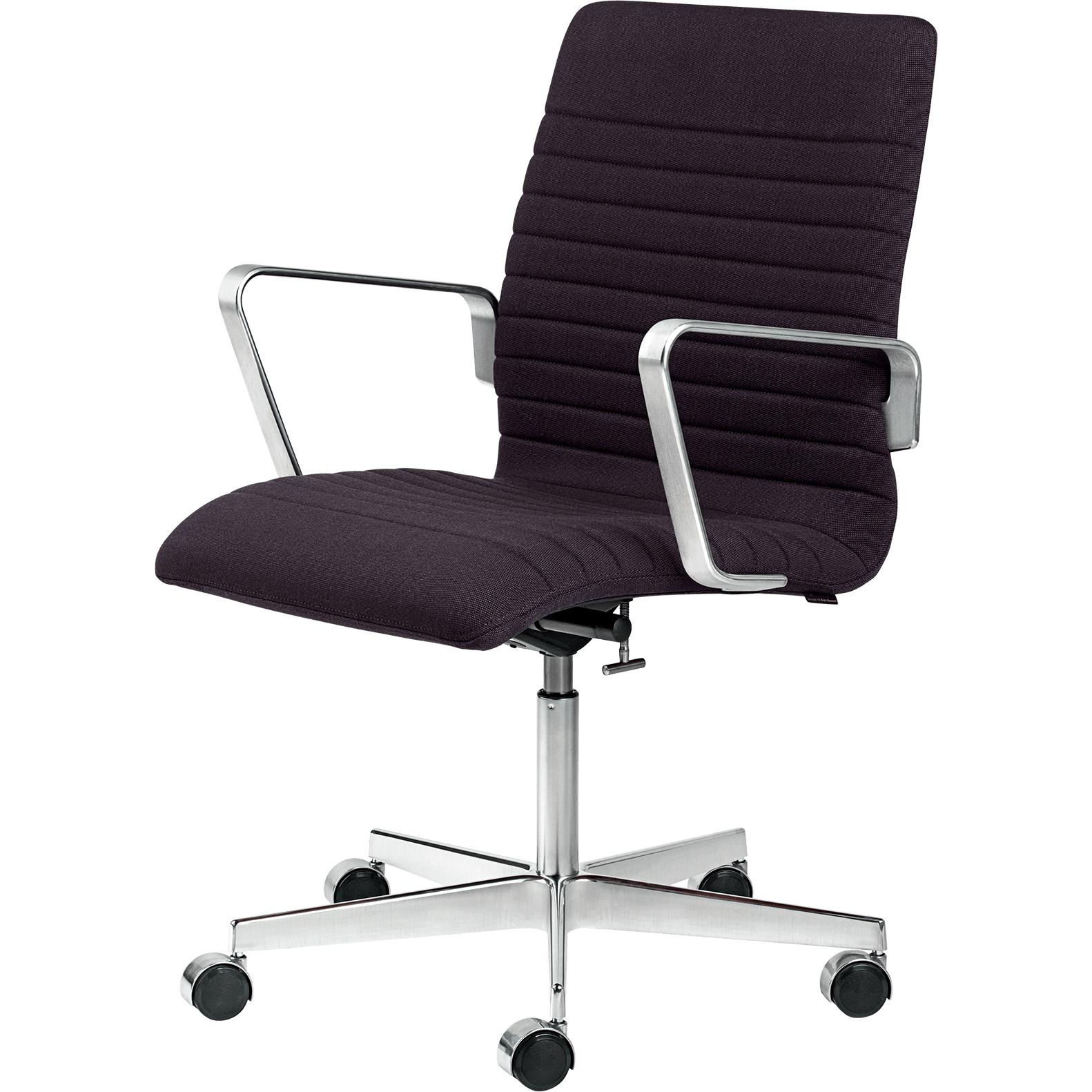 Fritz Hansen Oxford in altezza premium tessuto a poltrona regolabile posteriore medio, bordo blu marrone/scuro