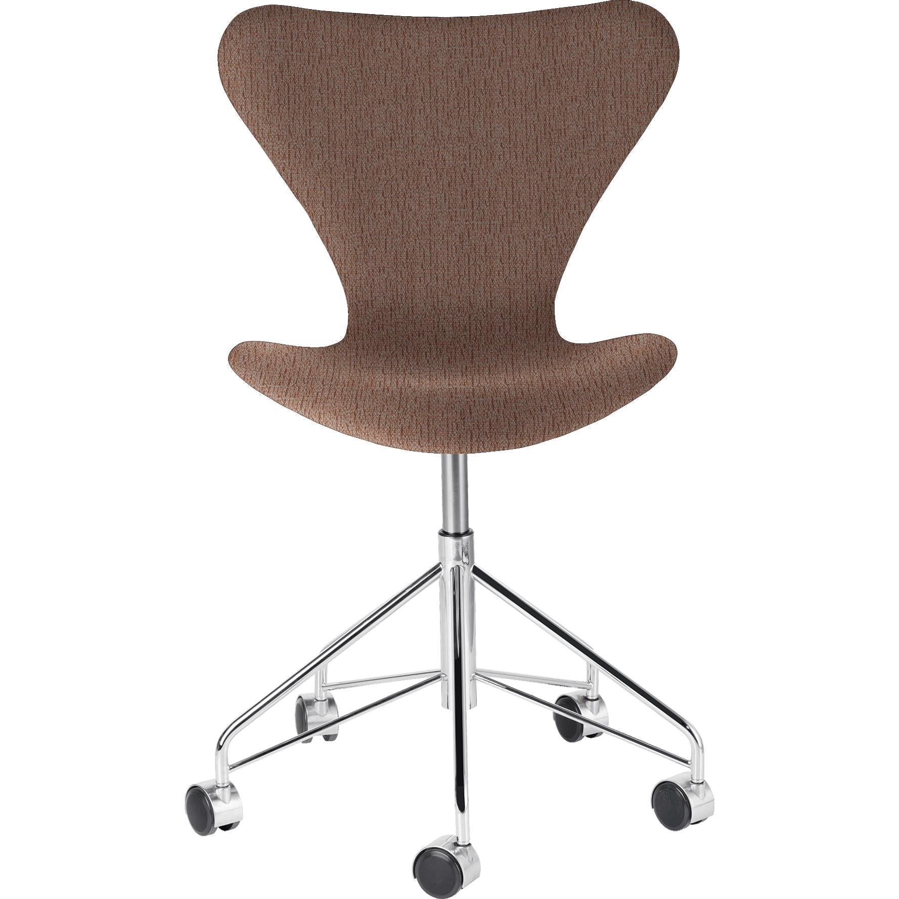 Fritz Hansen Series 7 Sedia girevole Tessuto pieno di tappezzeria Christianshavn, beige/arancione