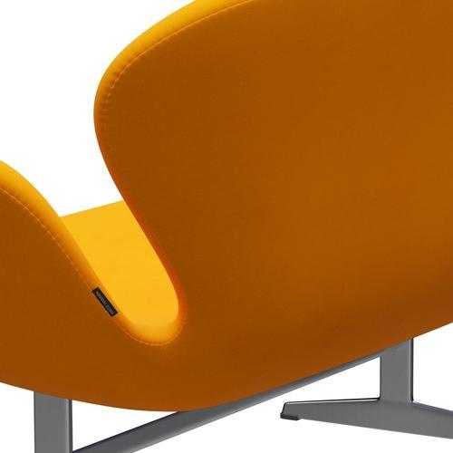 Fritz Hansen Swan Sofa 2 Seater, Satin børstet aluminium/Divina Orange (426)