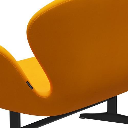 Fritz Hansen Swan Sofa 2 seters, svart lakkert/Divina Orange (426)