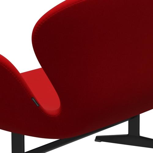 Fritz Hansen Swan Sofa 2 Seater, negro lacado/Red Divina (623)