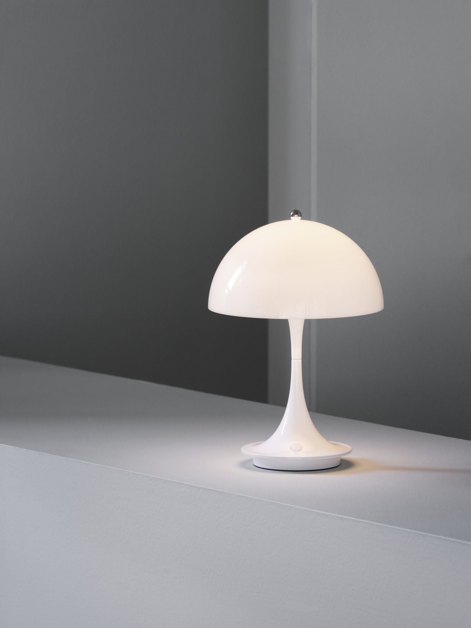Louis Poulsen Panthella 160 Portable Table Lamp Led 27 K V2, White