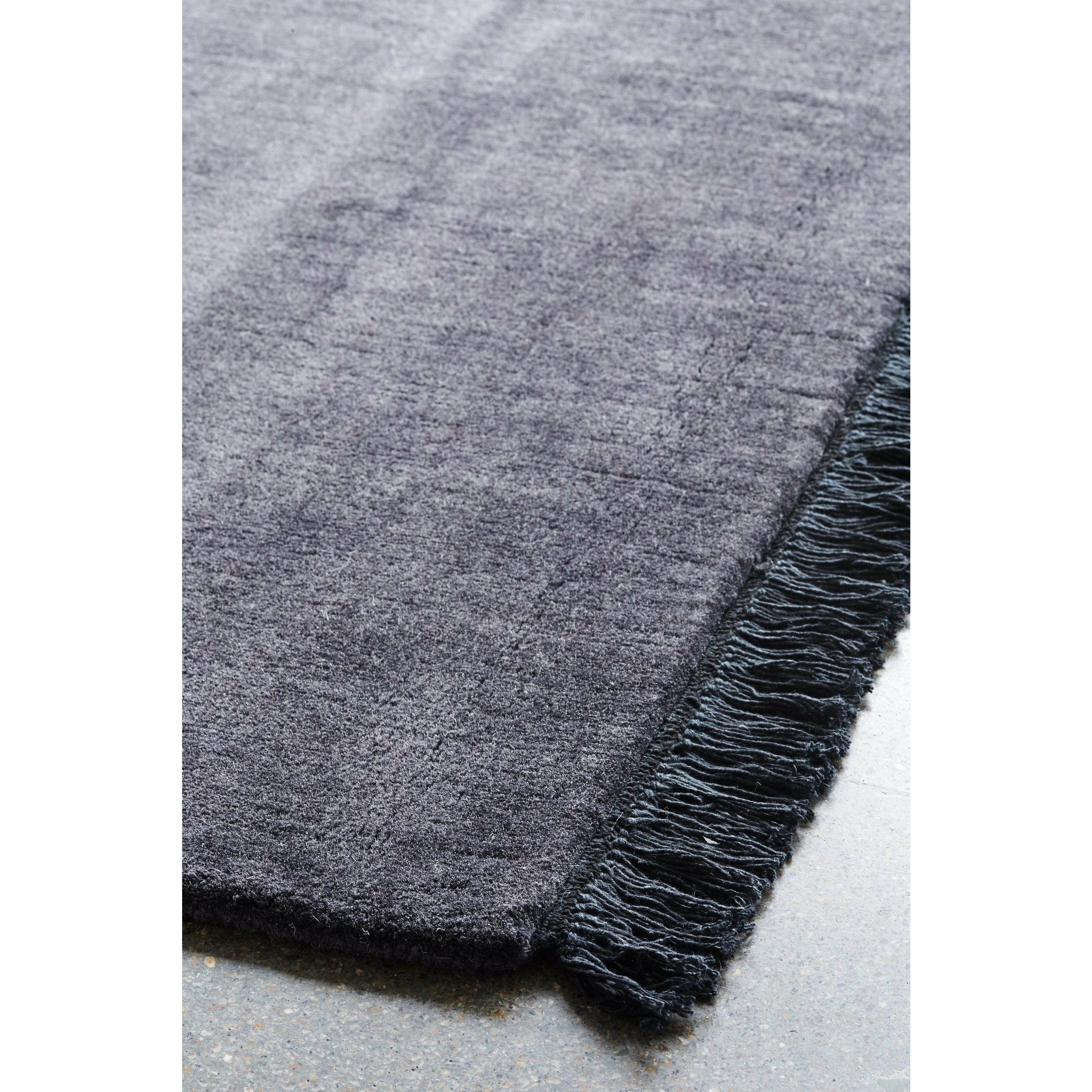 Massimo Earth Bamboo Rug Charcoal With Fringes, 170x240 Cm