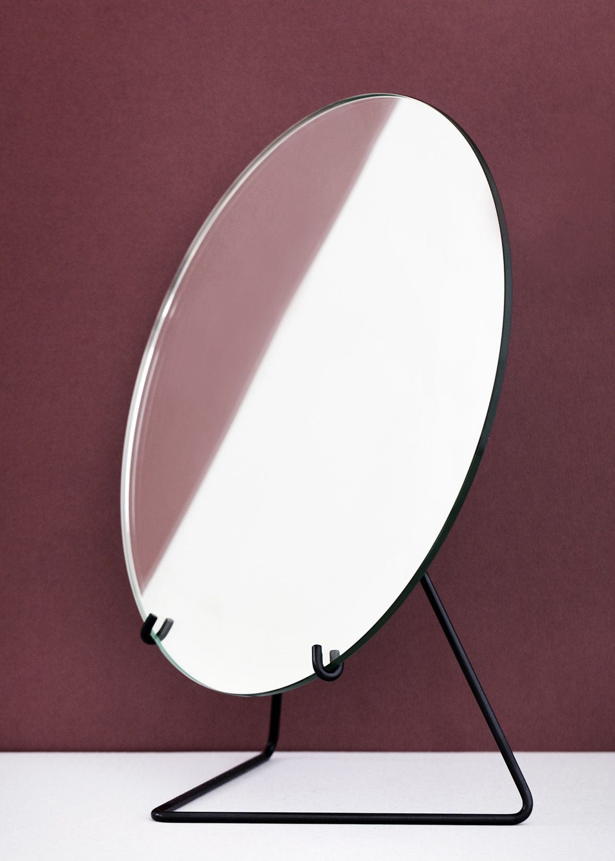 Moebe Stående spejl Ø30 cm, sort