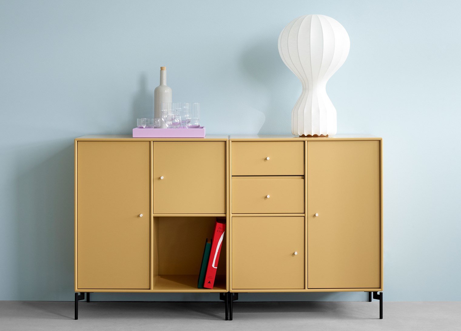 Sideboard della coppia del Montana con plinto da 3 cm, Bianco alla vaniglia