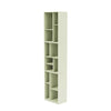Montana weefgetouw hoge boekenkast met 3 cm plint, Pomelo Green