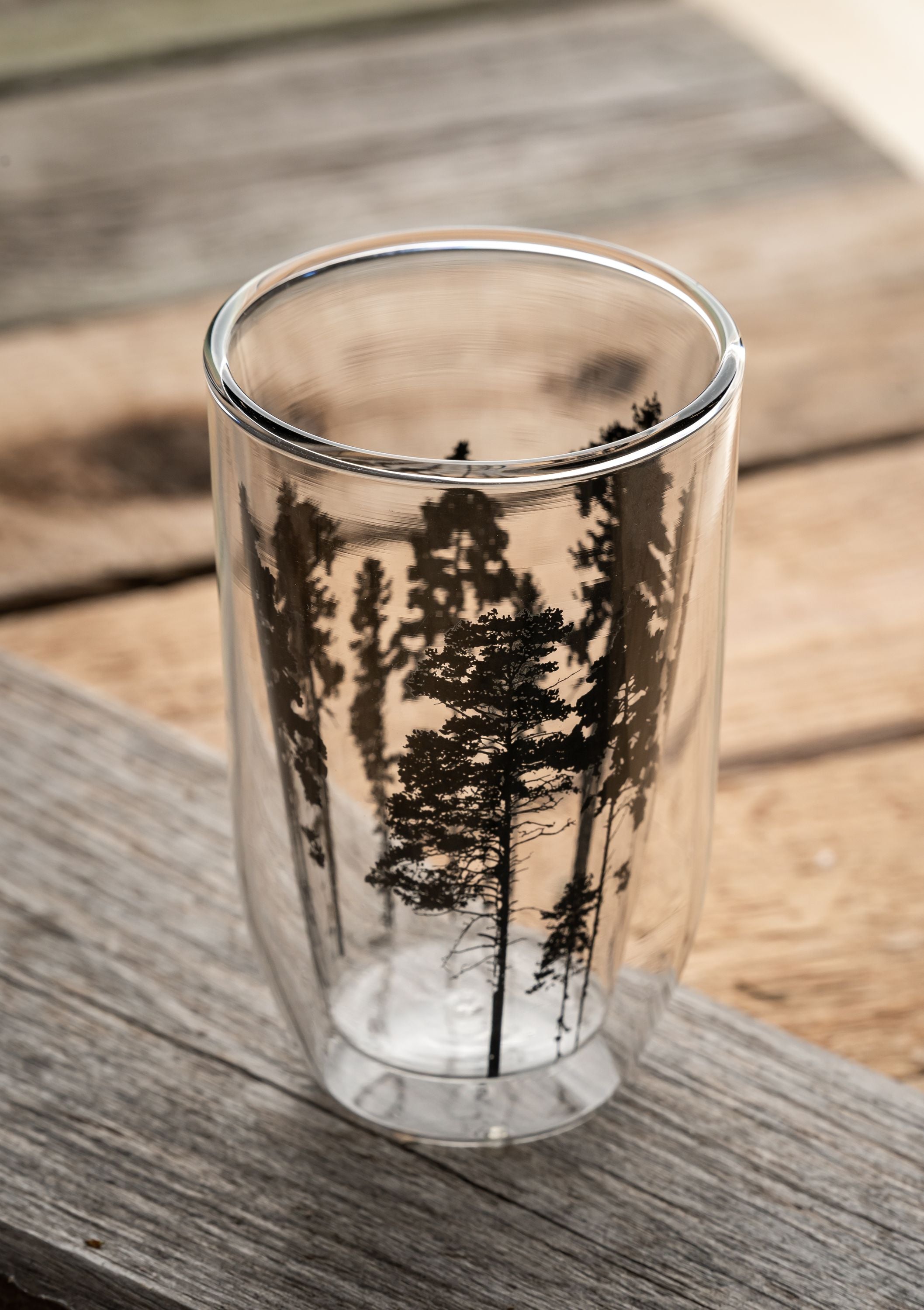 Muurla -glas voor warme dranken het bos