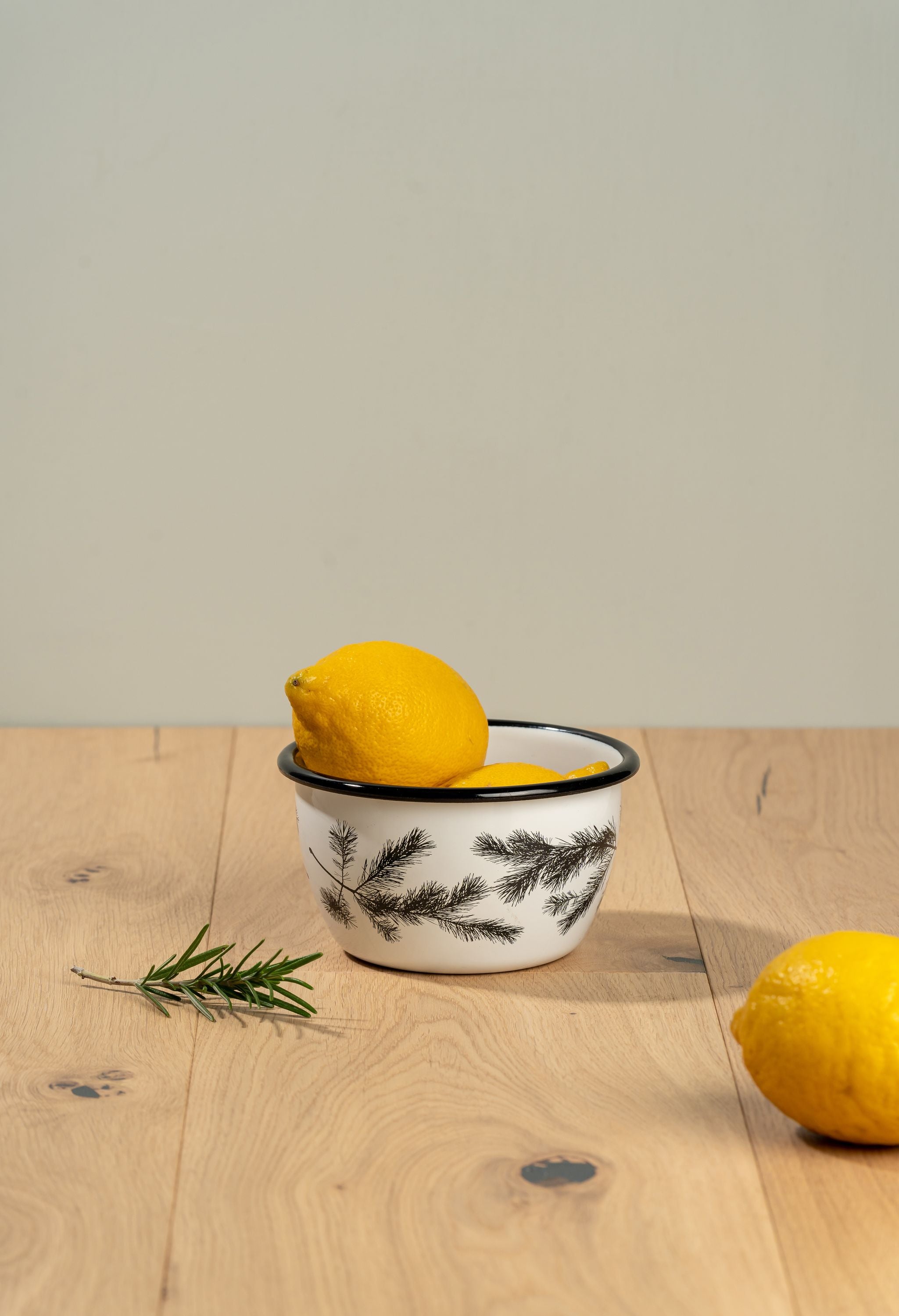 Muurla Nordic Enamel Bowl The Pine