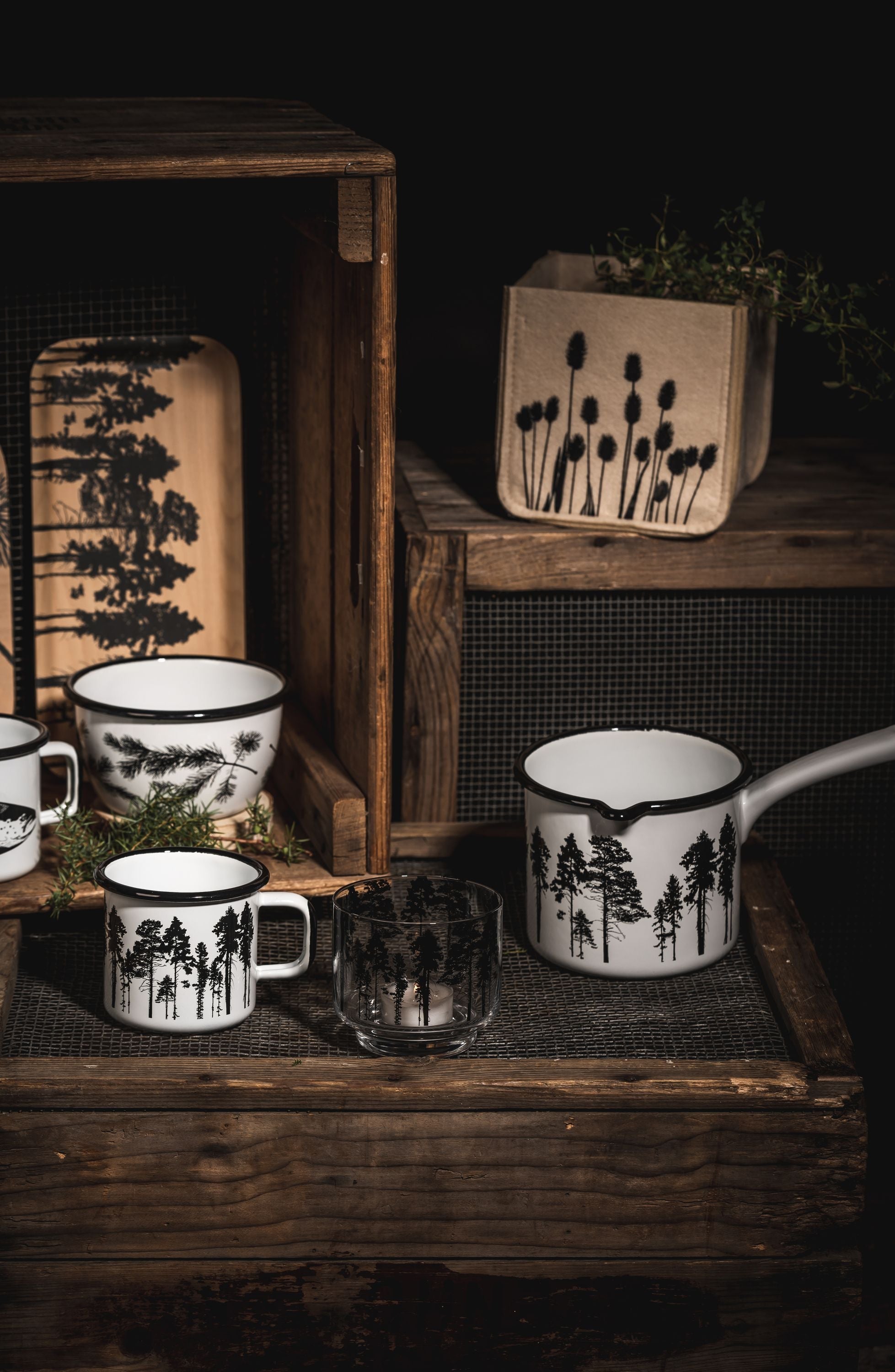 Muurla Noordse emaille steelpan het bos