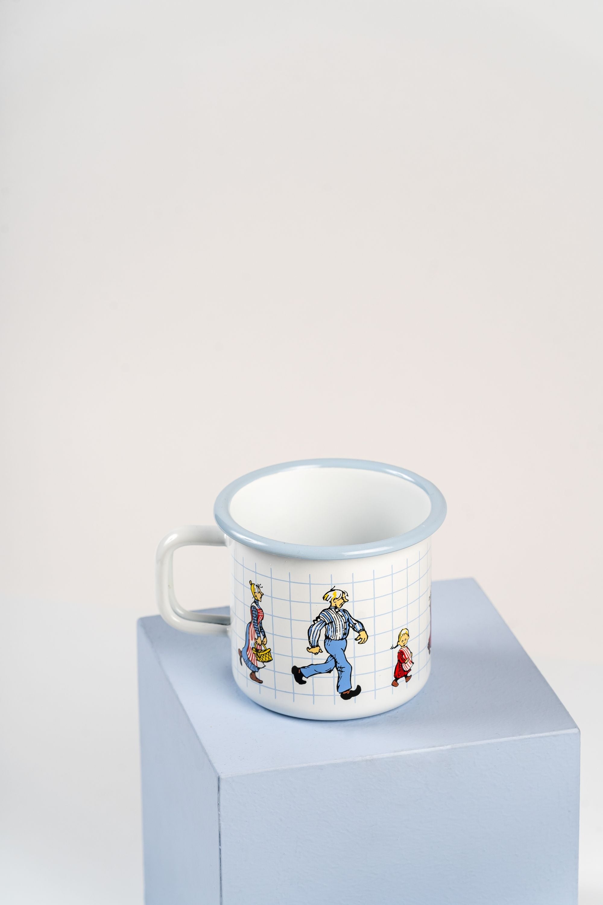Lönnerberga搪瓷杯的Muurla Emil，Katthult folks