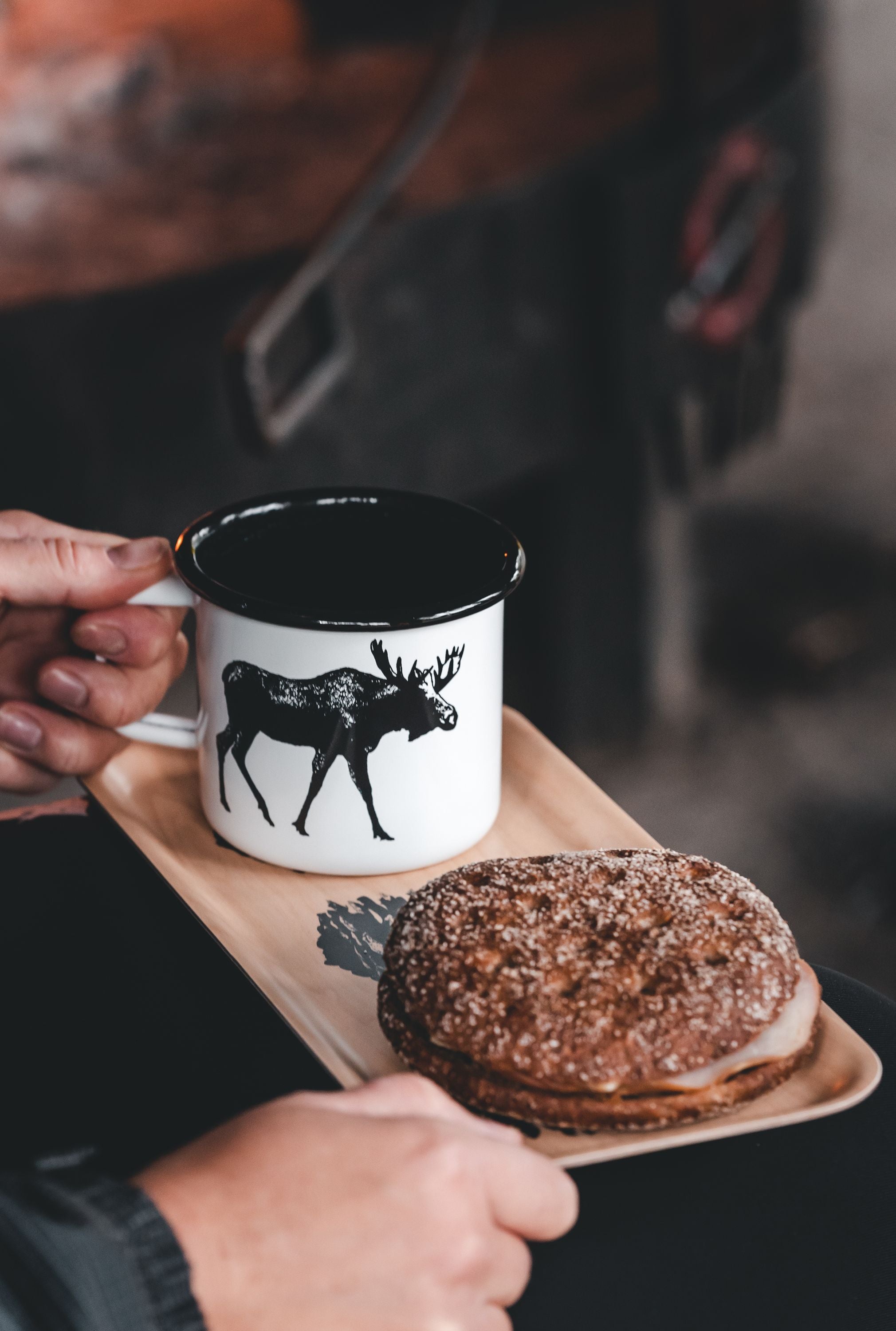 Muurla Nordic Enumel Mug, The Moose