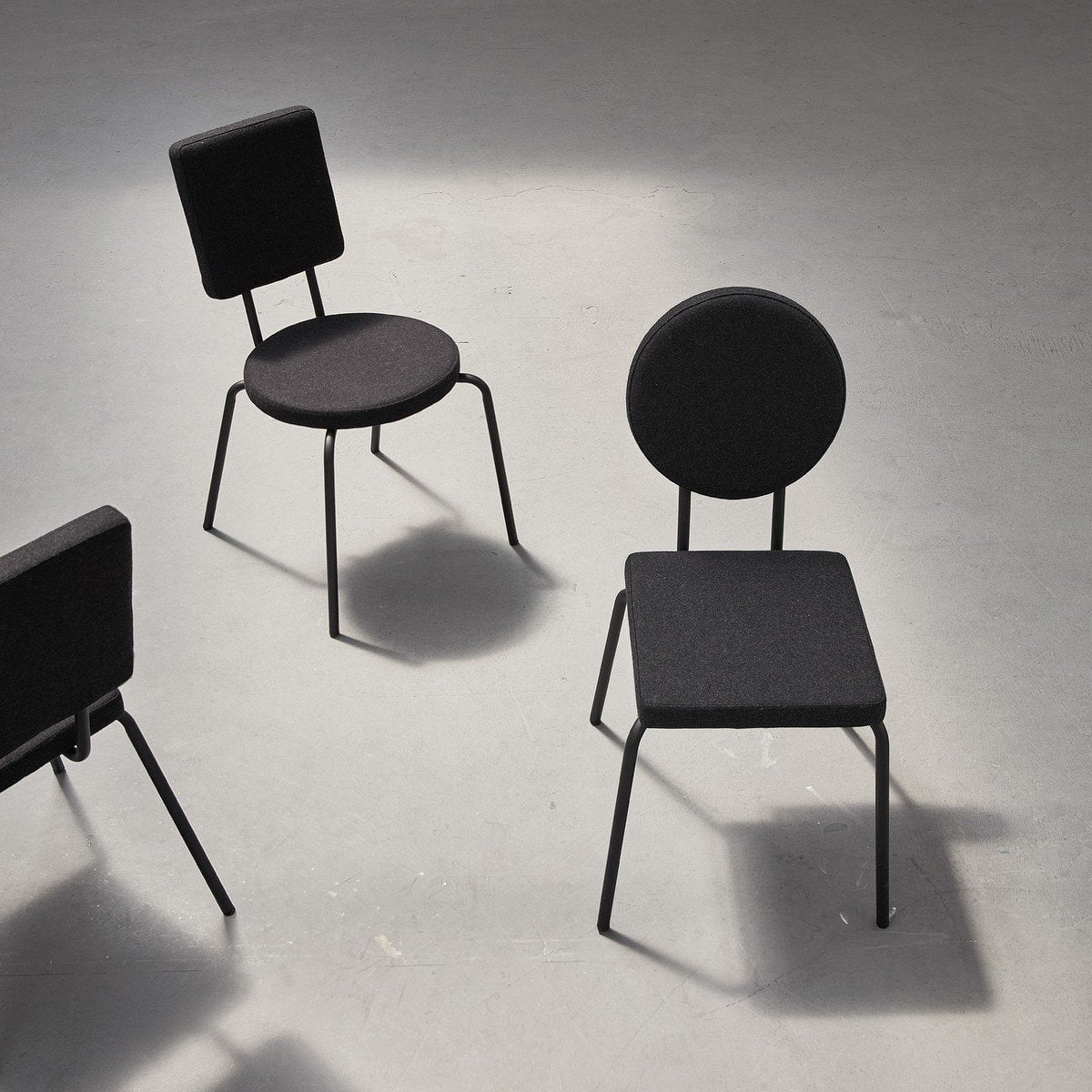 Puik选项椅子圆形 /靠背广场，黑色