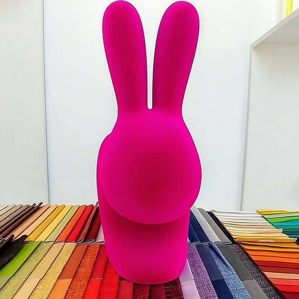 Qeeboo Bunny stol fløjl finish, fuxia