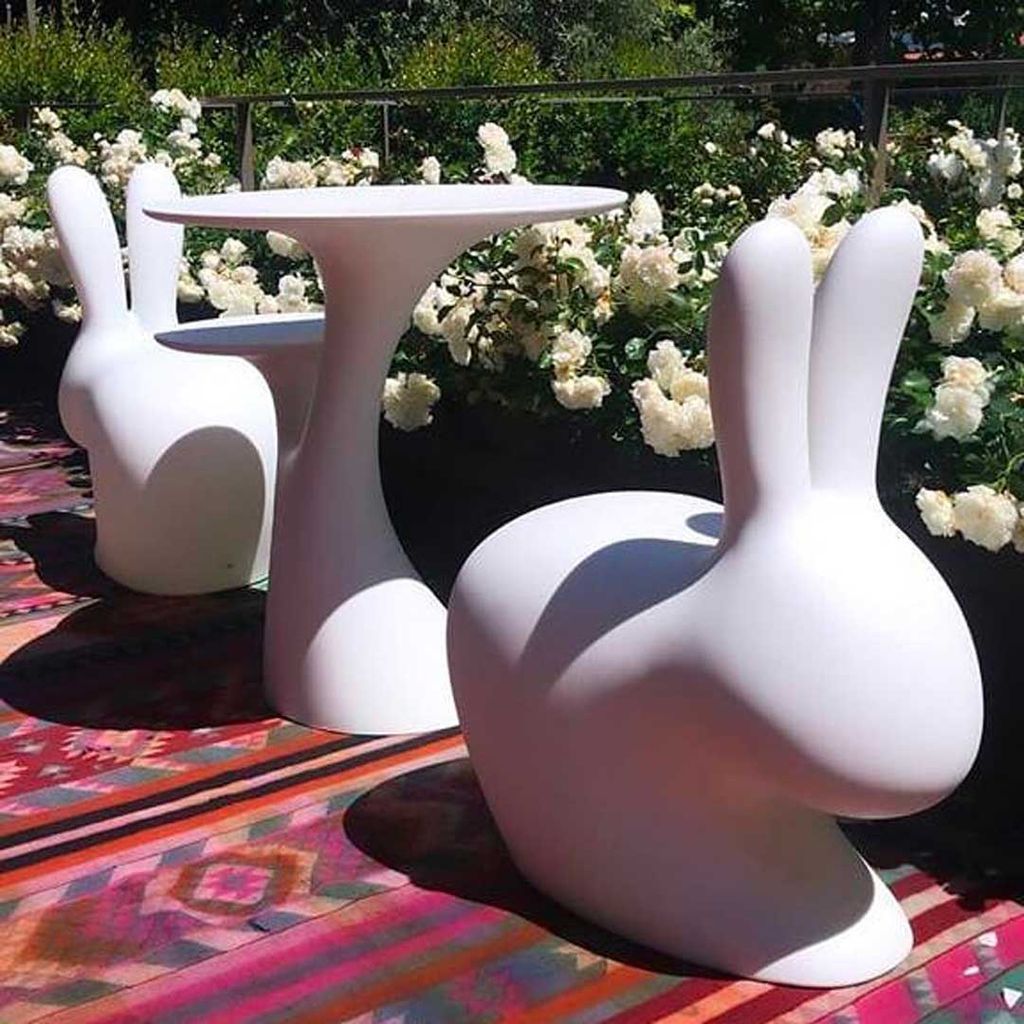 Qeeboo Table du lapin par Stefano Giovannoni, Balm Green