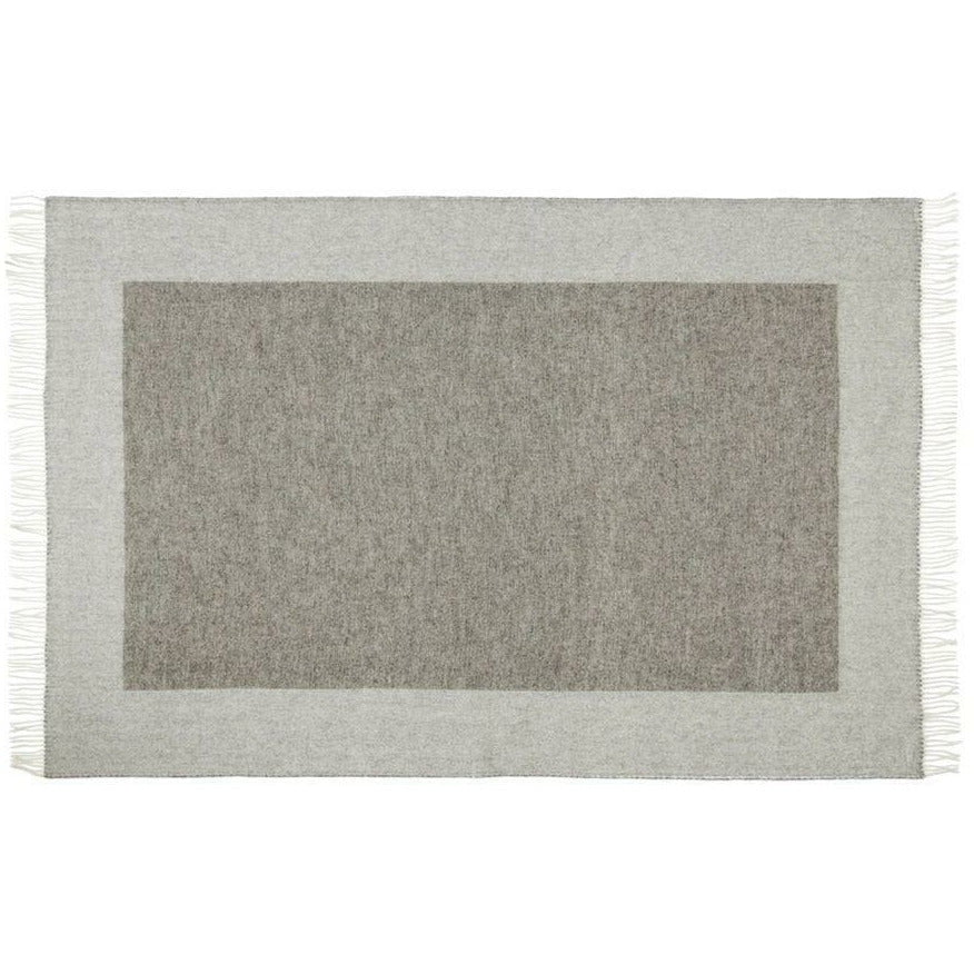 Silkorg Uldspinderi Bornholm Plaid 140x240 cm, Light Nordic Grey