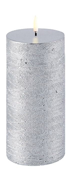 Uyuni Lighting LED PILLAR CANDLE 3 D FLAME ØX H 5,8x15,2 cm, Metallisk sølv