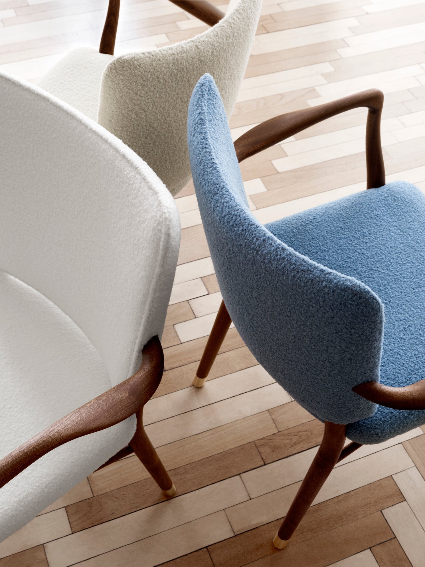 Carl Hansen VLA61 MONAR CH -Sessel, Mahagoni -Öl/Baru 0200 Textil