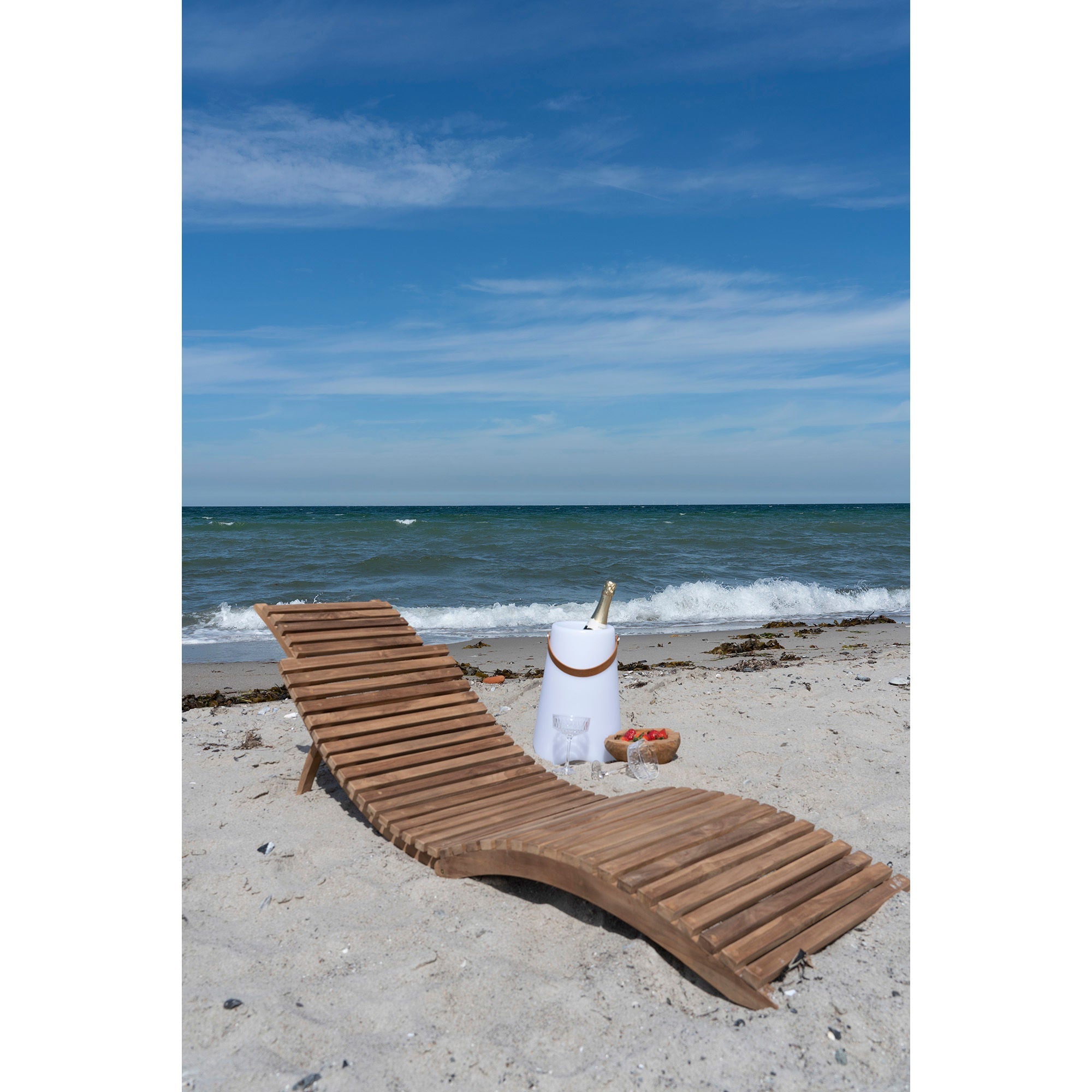 Hus Nordic Arrieta Teak Sunlounger