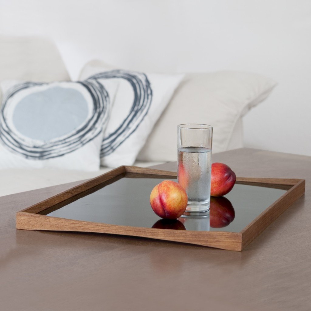 Architectmade Finn Juhl Turn Tray 48 cm, noir et rouge